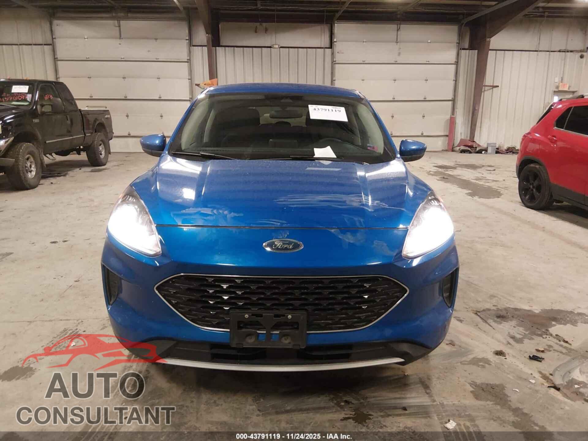 FORD ESCAPE 2020 - 1FMCU0G69LUA92102