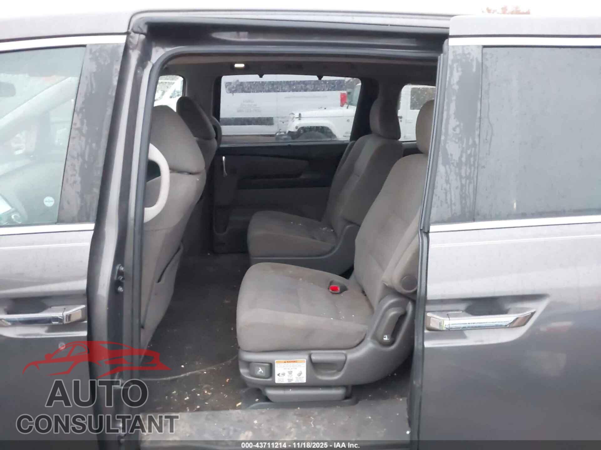 HONDA ODYSSEY 2016 - 5FNRL5H32GB005156