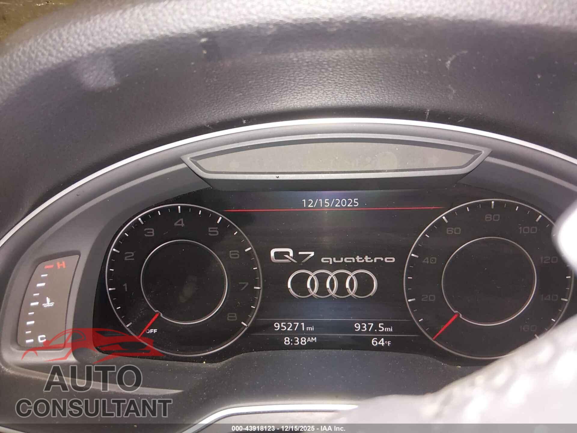 AUDI Q7 2018 - WA1VAAF75JD051446