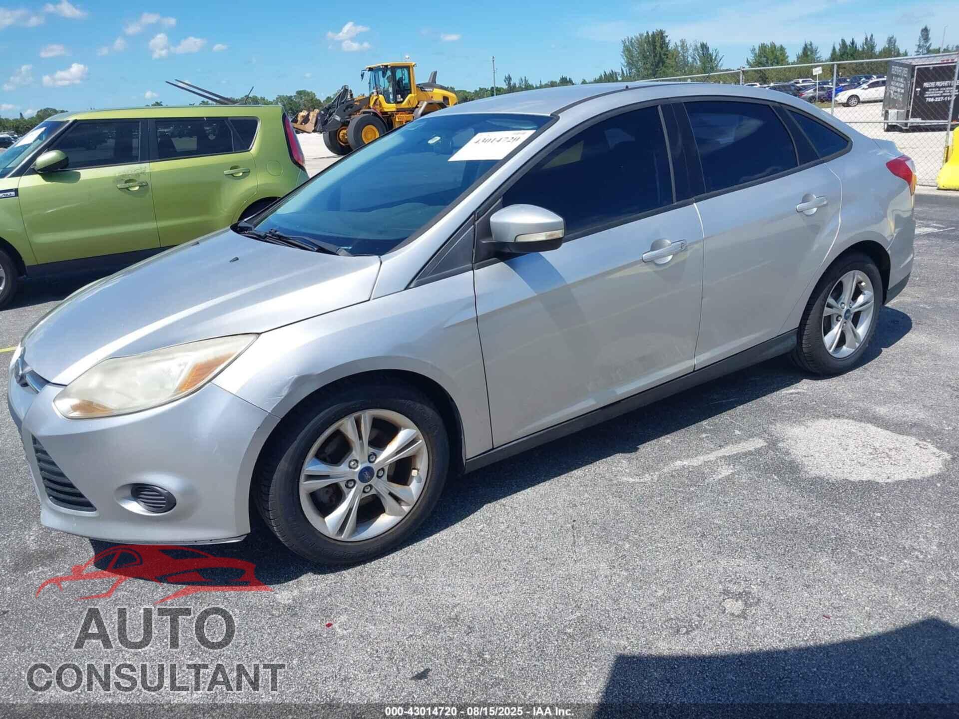 FORD FOCUS 2014 - 1FADP3F28EL274811