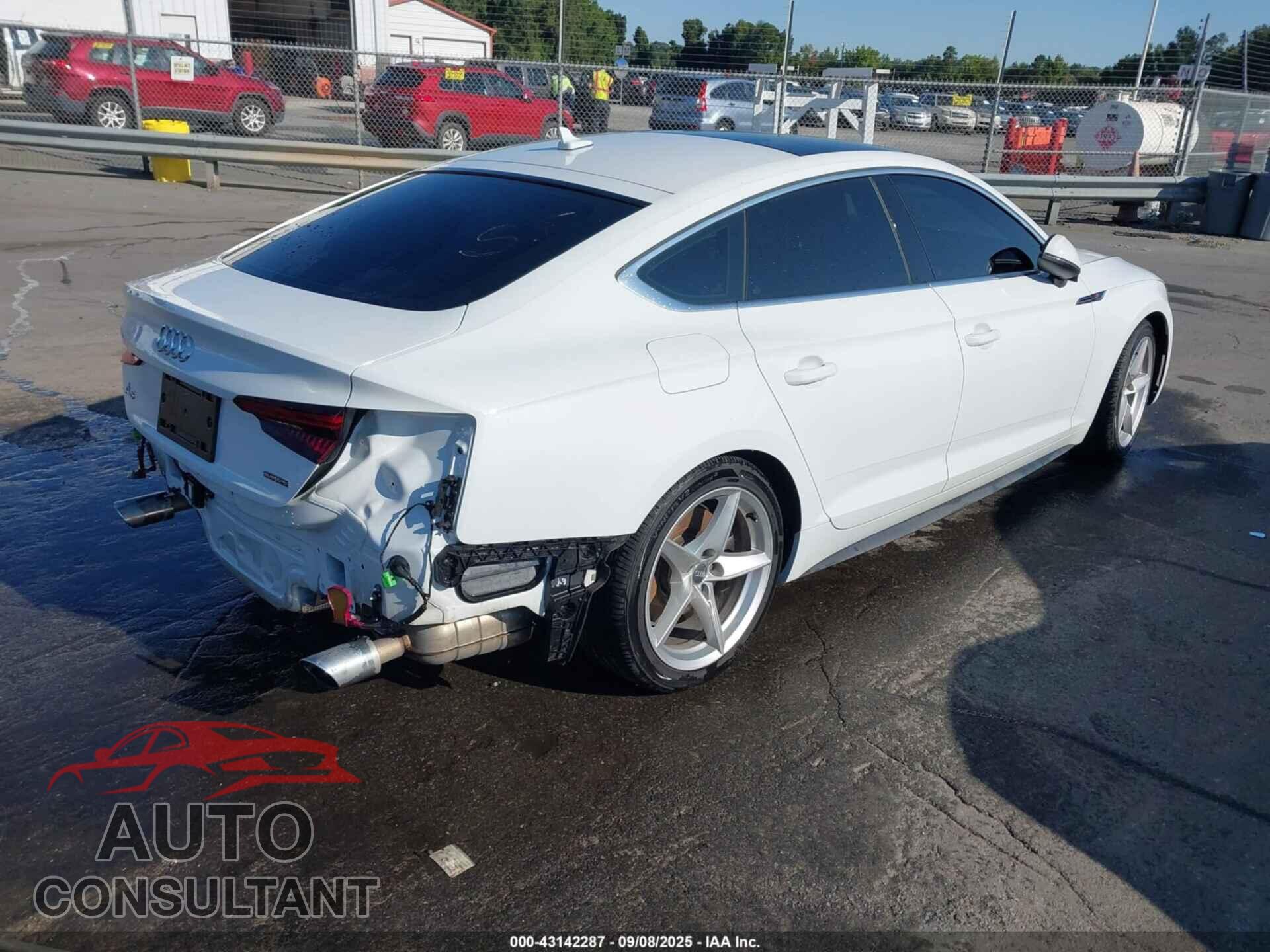 AUDI A5 2019 - WAUENCF58KA015237