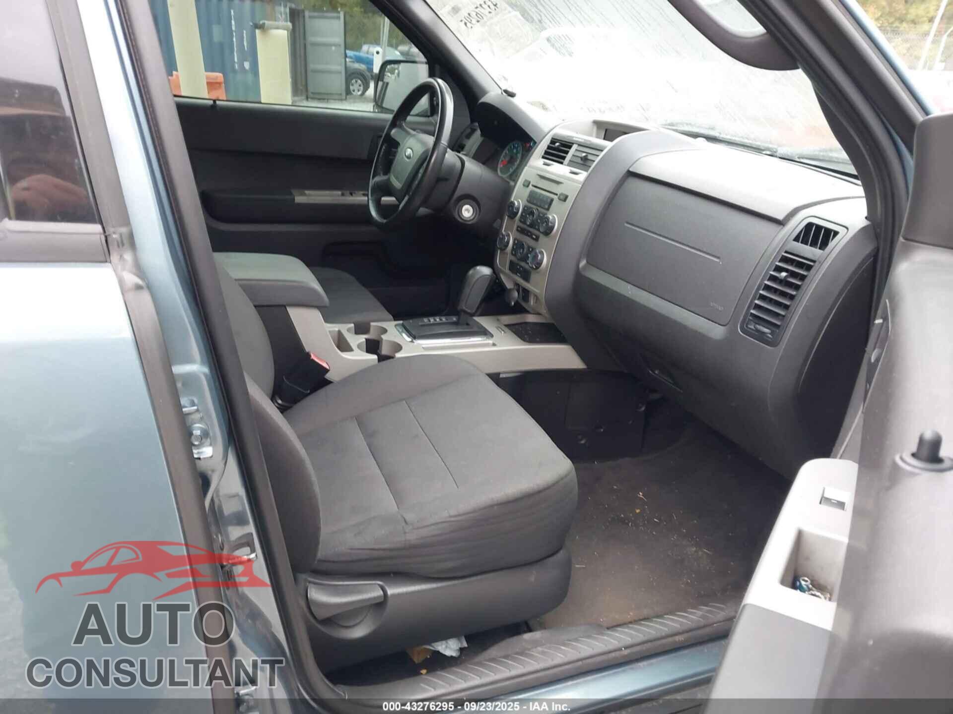 FORD ESCAPE 2011 - 1FMCU9D7XBKC01825