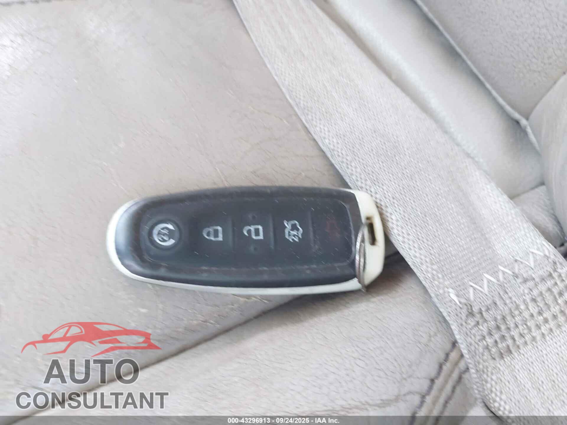 FORD EDGE 2013 - 2FMDK3KC8DBC76611
