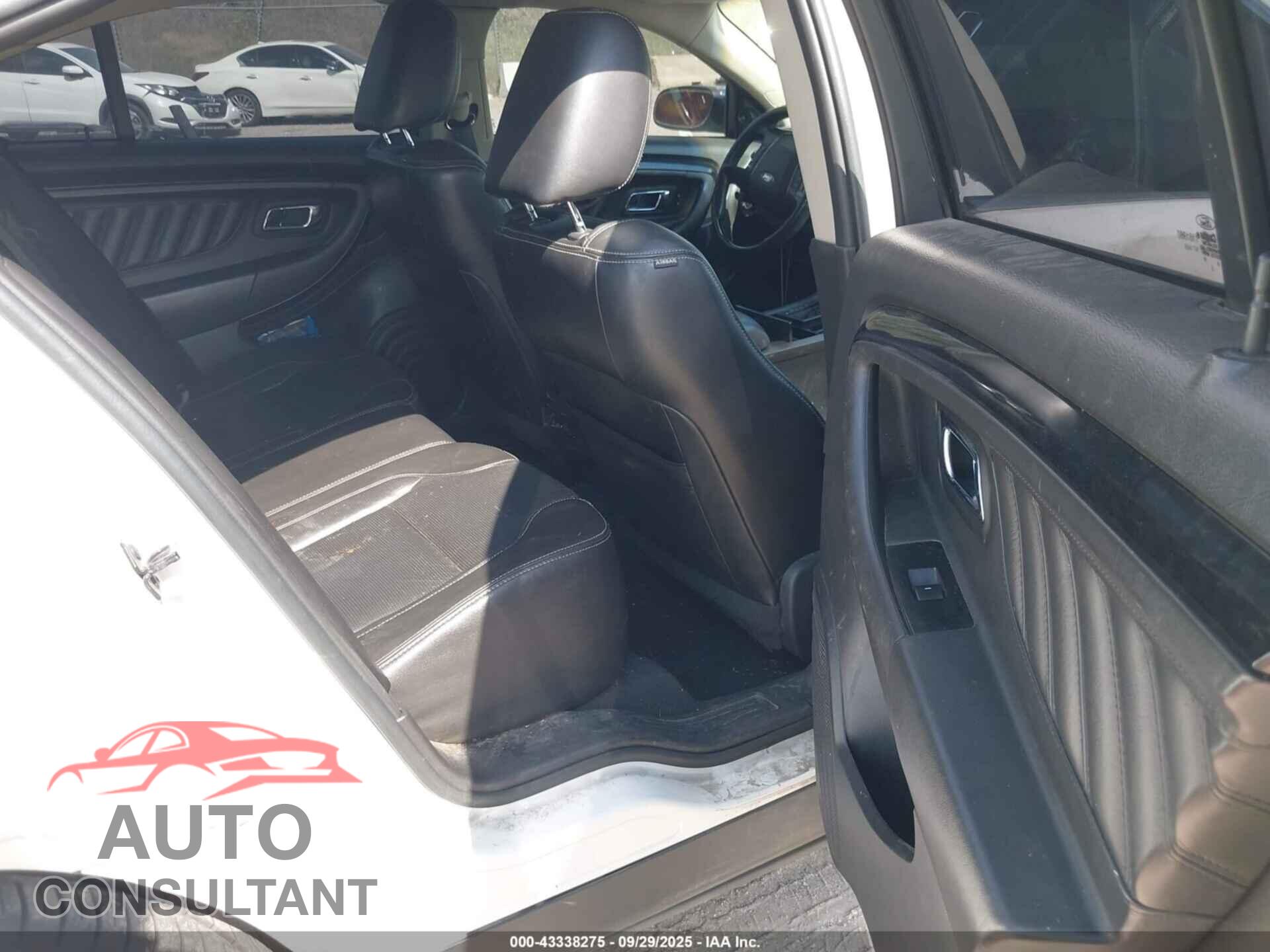 FORD TAURUS 2010 - 1FAHP2FW6AG131146