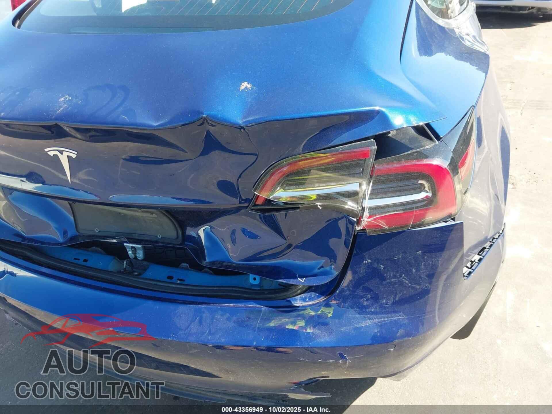 TESLA MODEL 3 2020 - 5YJ3E1EAXLF796932