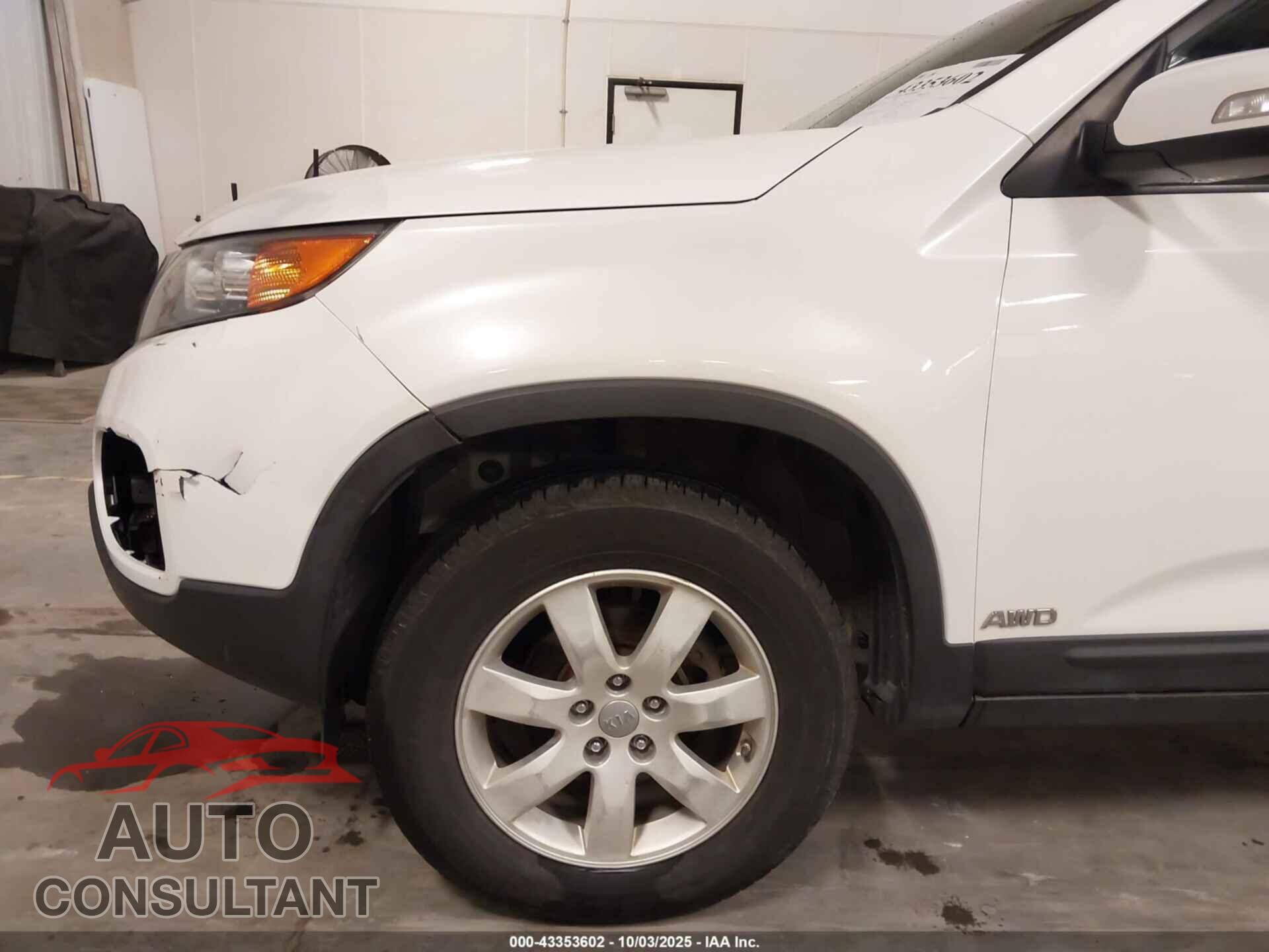 KIA SORENTO 2013 - 5XYKTDA23DG410573
