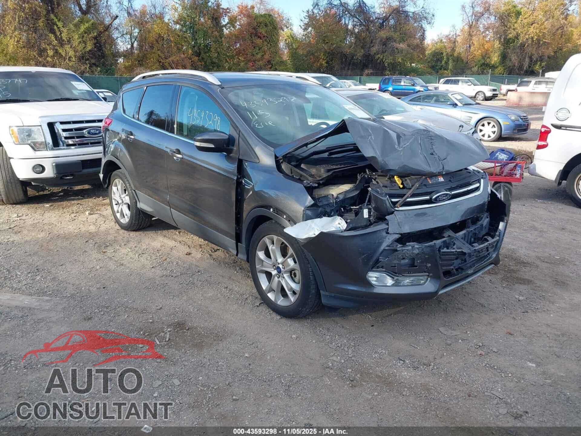 FORD ESCAPE 2015 - 1FMCU0J97FUC40724