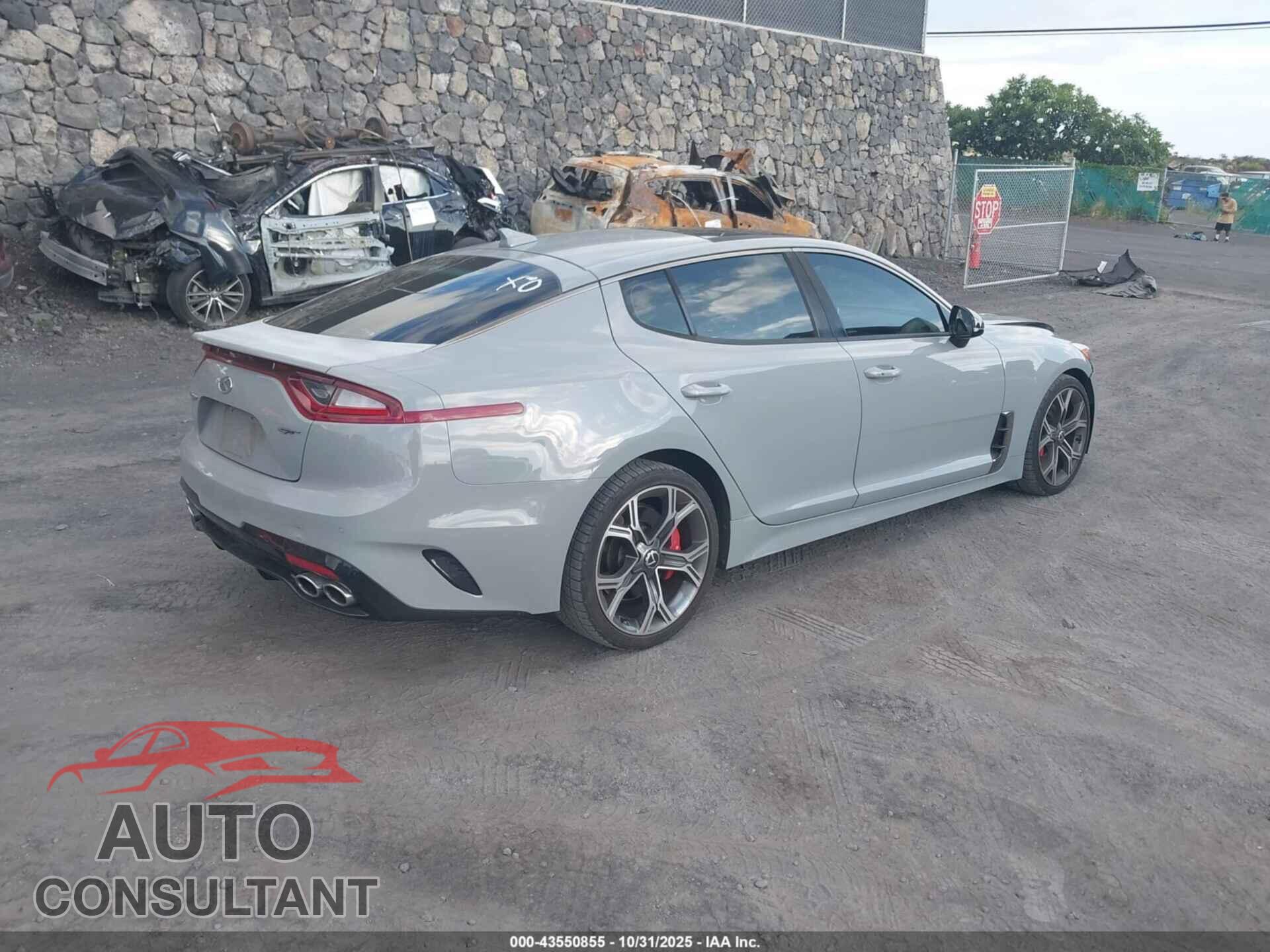 KIA STINGER 2019 - KNAE45LC4K6059921