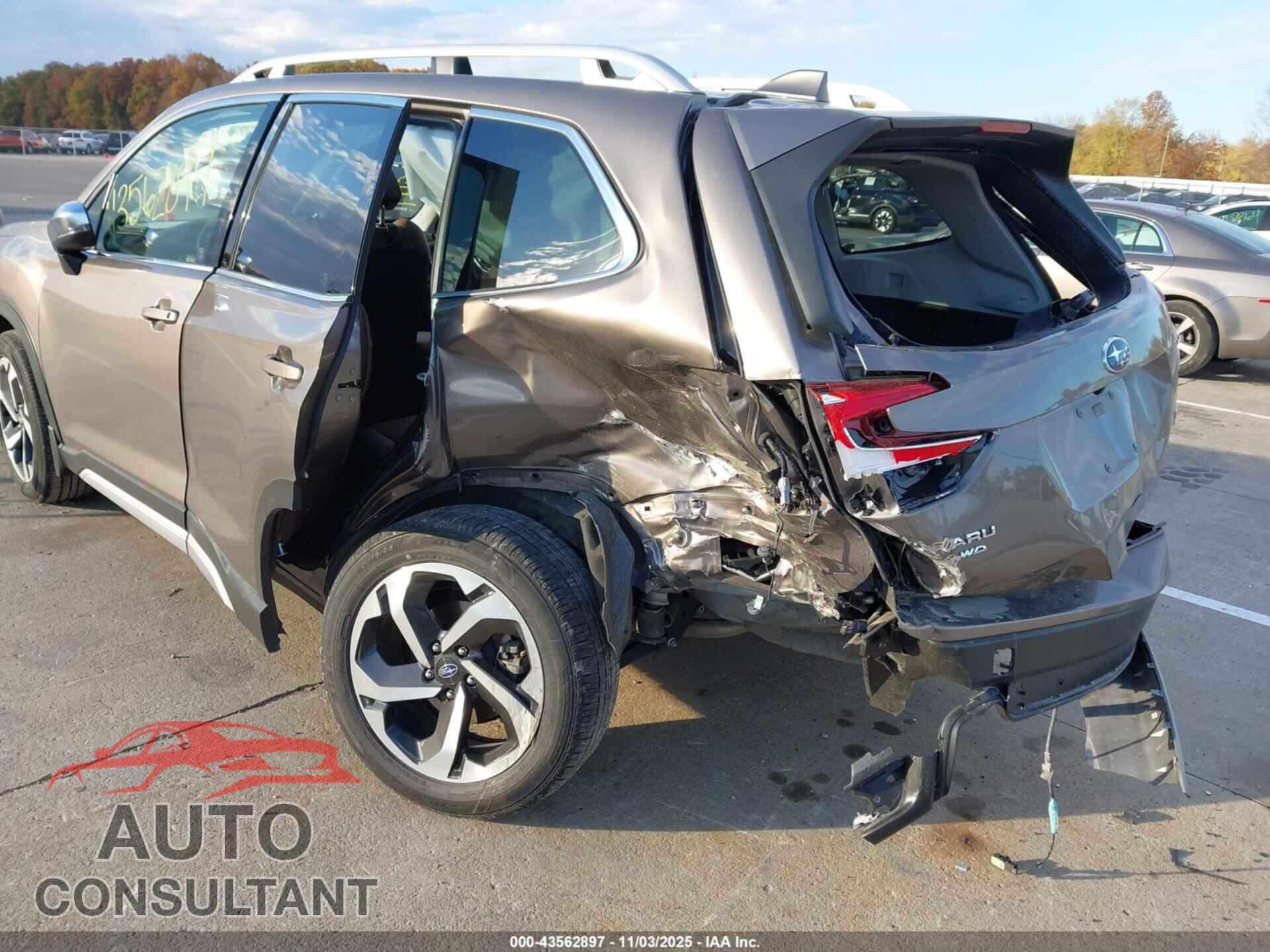 SUBARU FORESTER 2023 - JF2SKARC6PH474862
