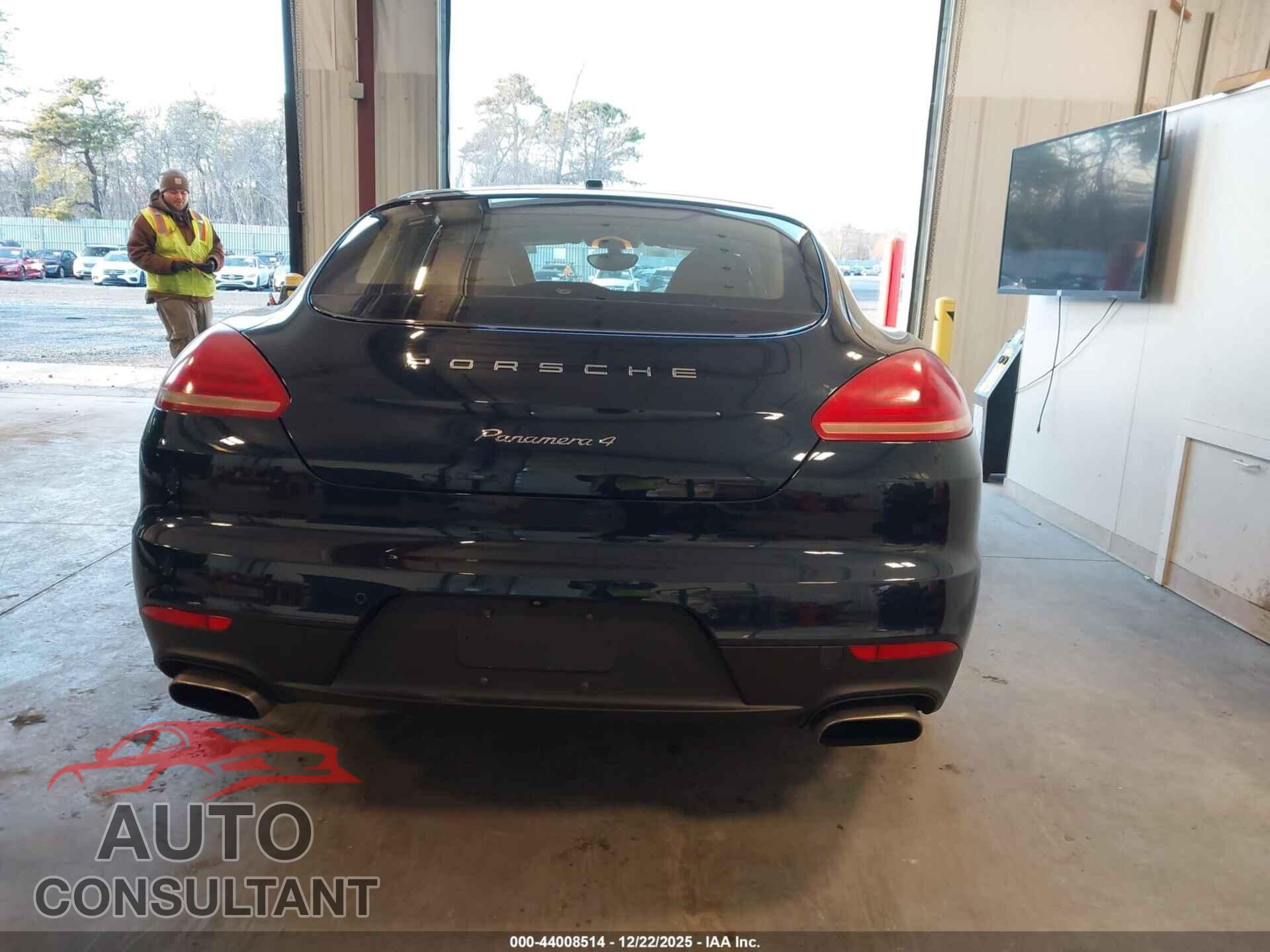 PORSCHE PANAMERA 2014 - WP0AA2A71EL007019