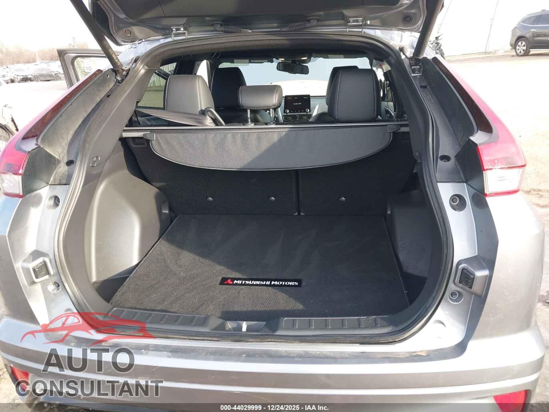 MITSUBISHI ECLIPSE CROSS 2025 - JA4ATWAA6SZ006027