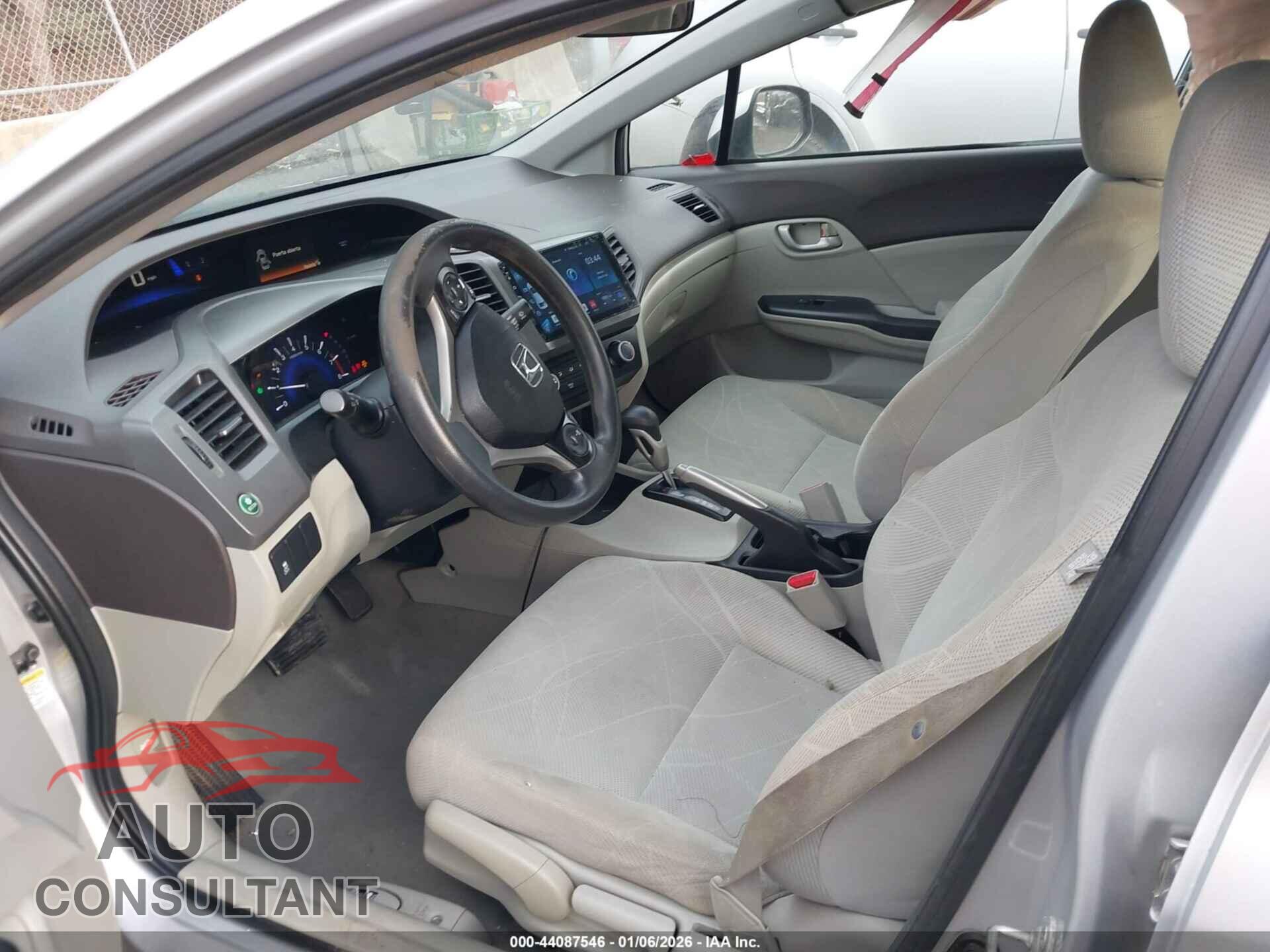 HONDA CIVIC 2012 - 2HGFB2F52CH502772