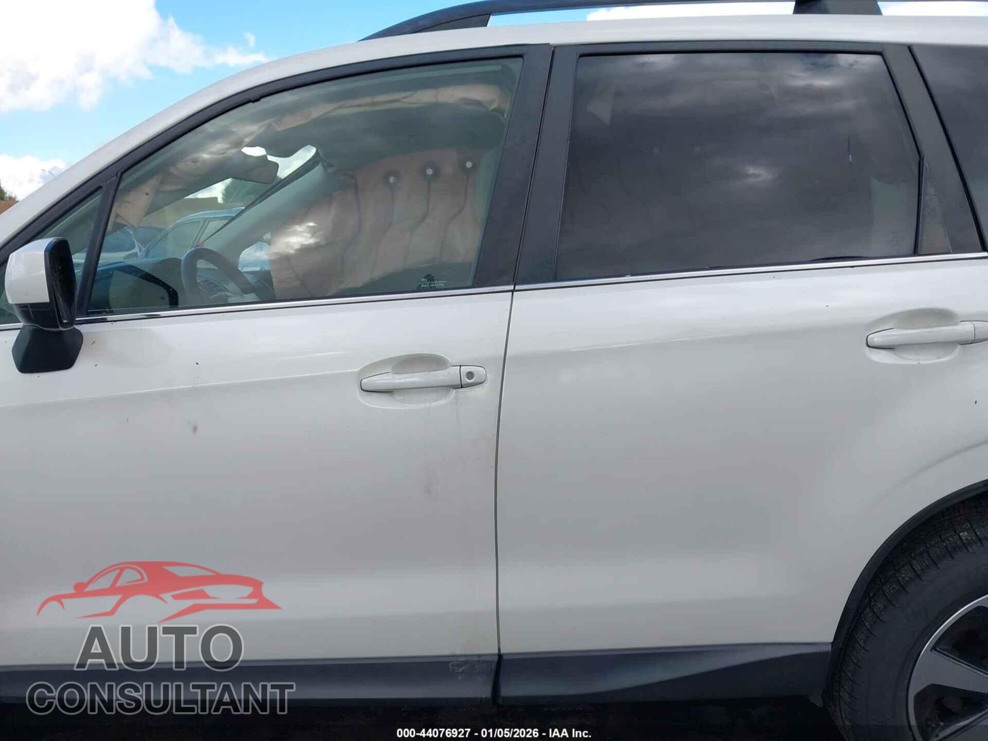 SUBARU FORESTER 2018 - JF2SJARC2JH463805