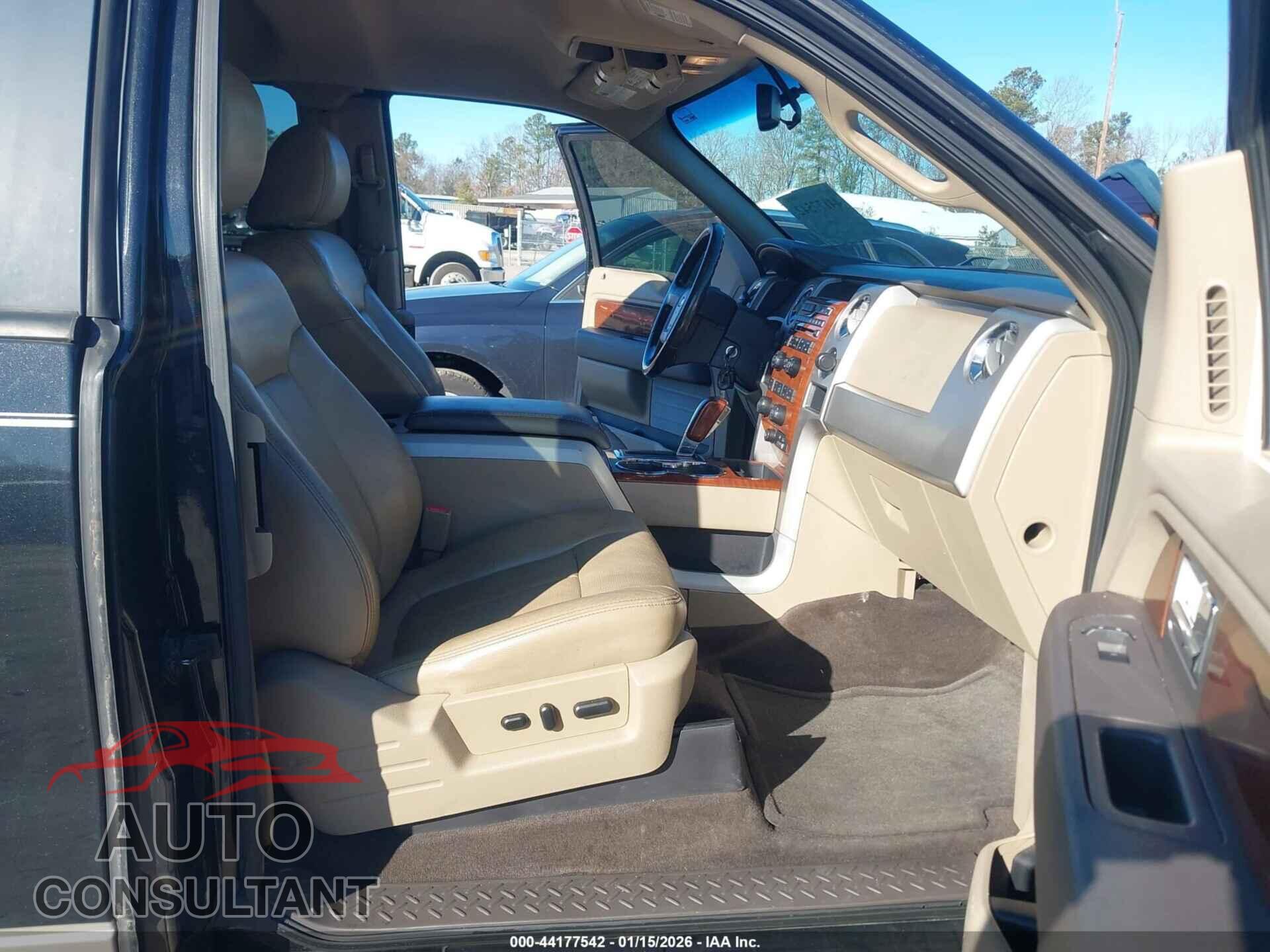 FORD F-150 2010 - 1FTFX1EV7AFC42931