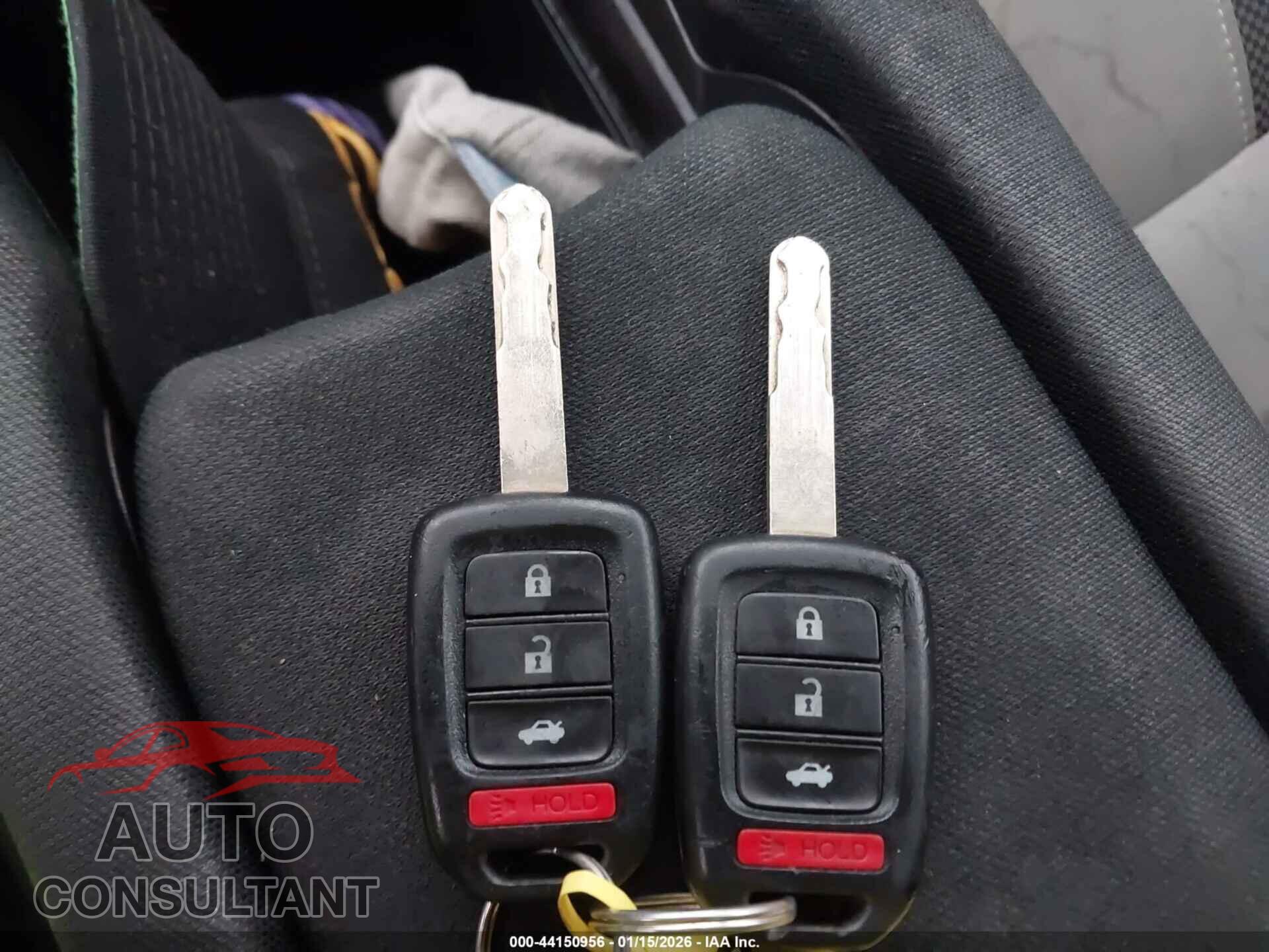 HONDA CIVIC 2019 - 2HGFC2F65KH533146
