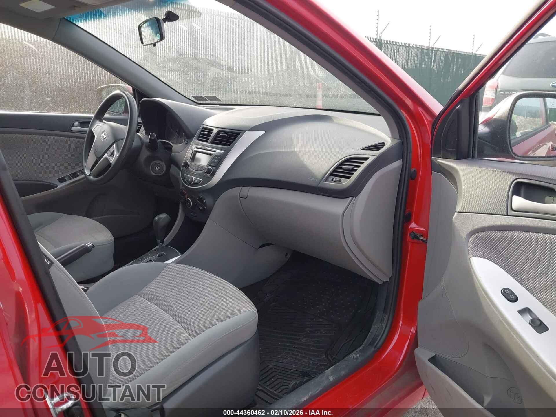 HYUNDAI ACCENT 2012 - KMHCT5AE4CU052610