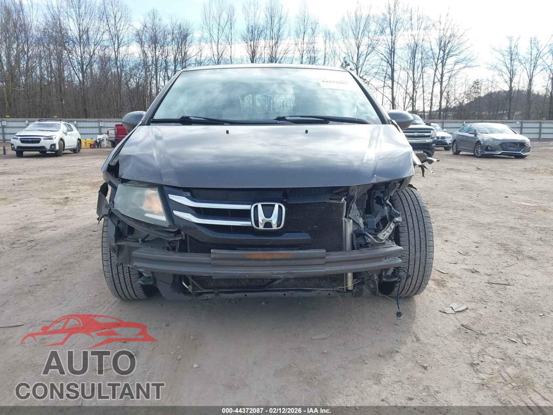 HONDA ODYSSEY 2015 - 5FNRL5H61FB007733