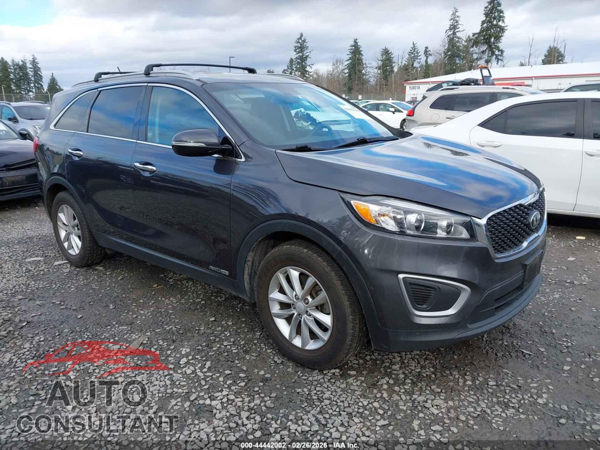 KIA SORENTO 2017 - 5XYPGDA58HG334357