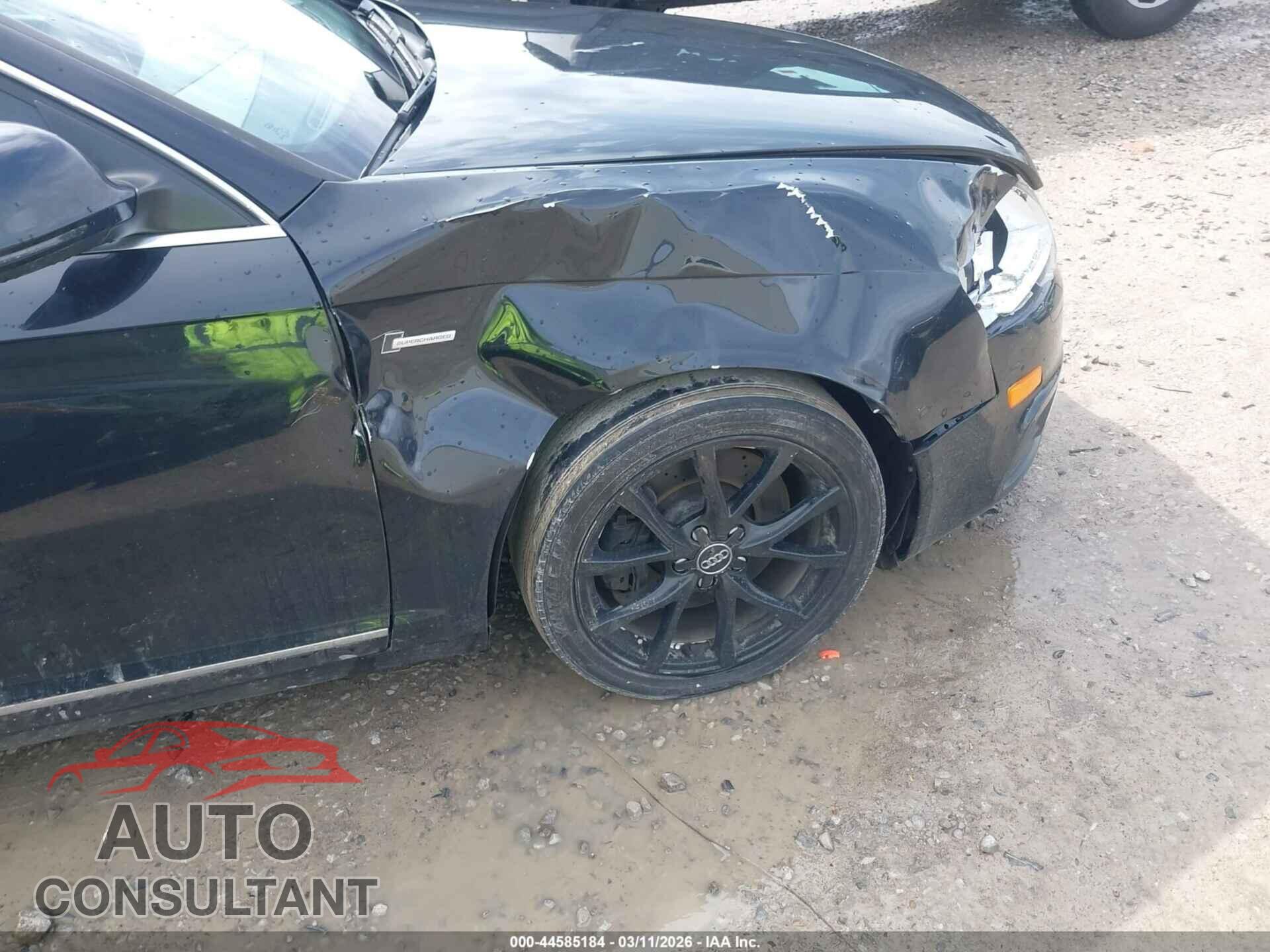 AUDI A6 2011 - WAUFGAFB7BN015358