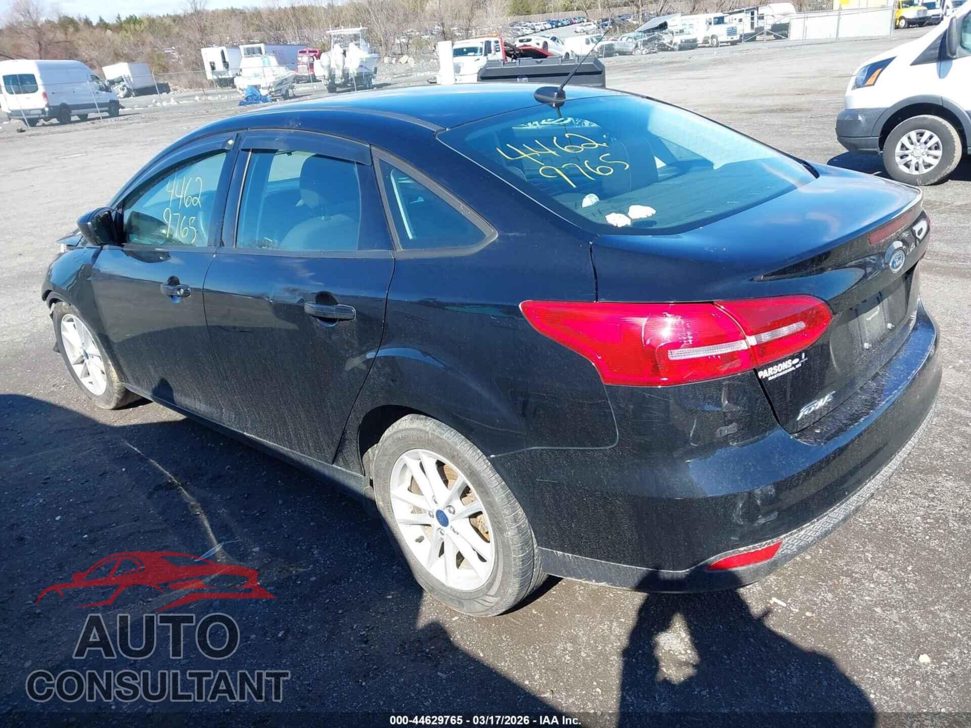 FORD FOCUS 2018 - 1FADP3FE9JL286440