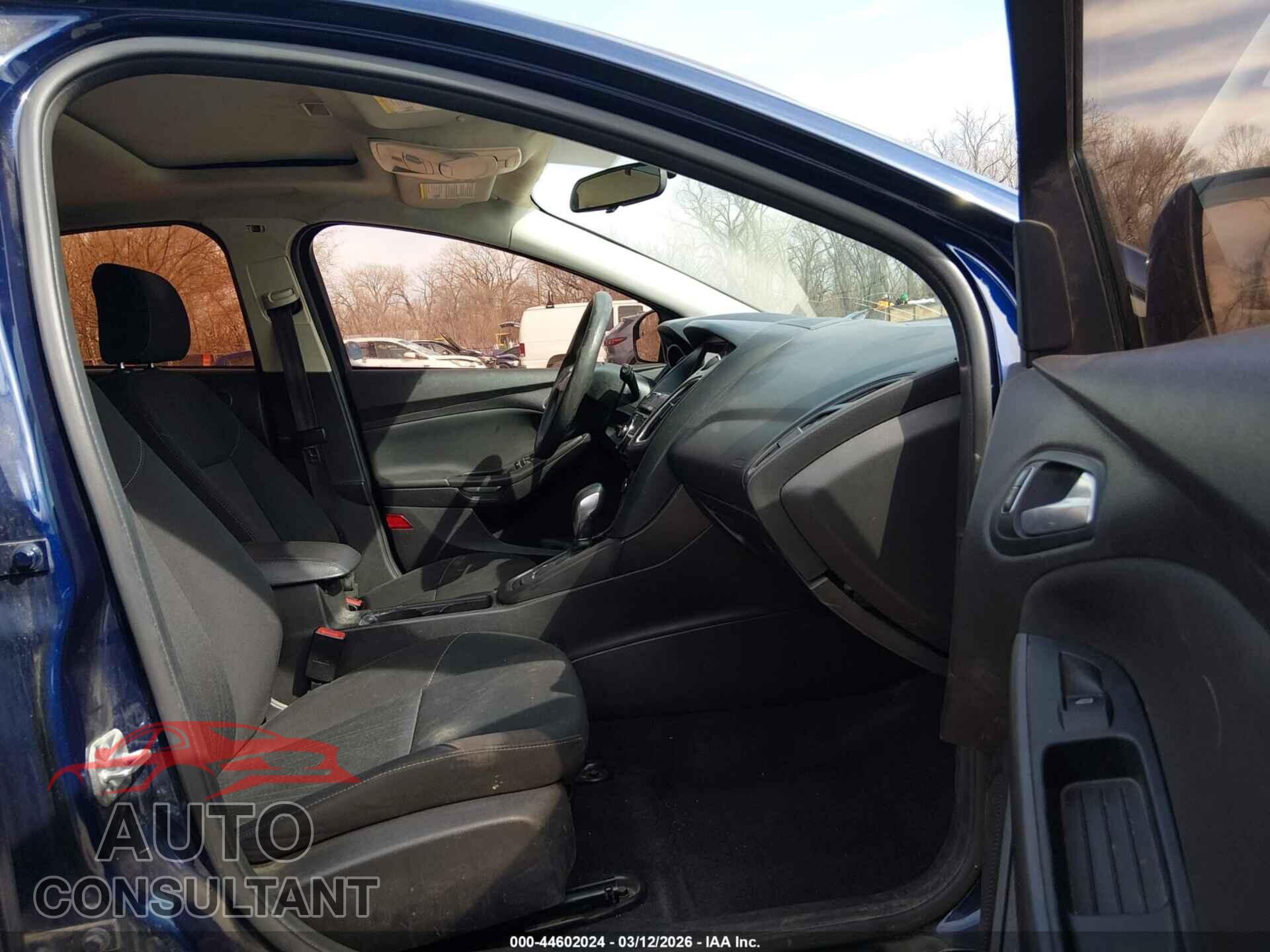 FORD FOCUS 2017 - 1FADP3M29HL271049