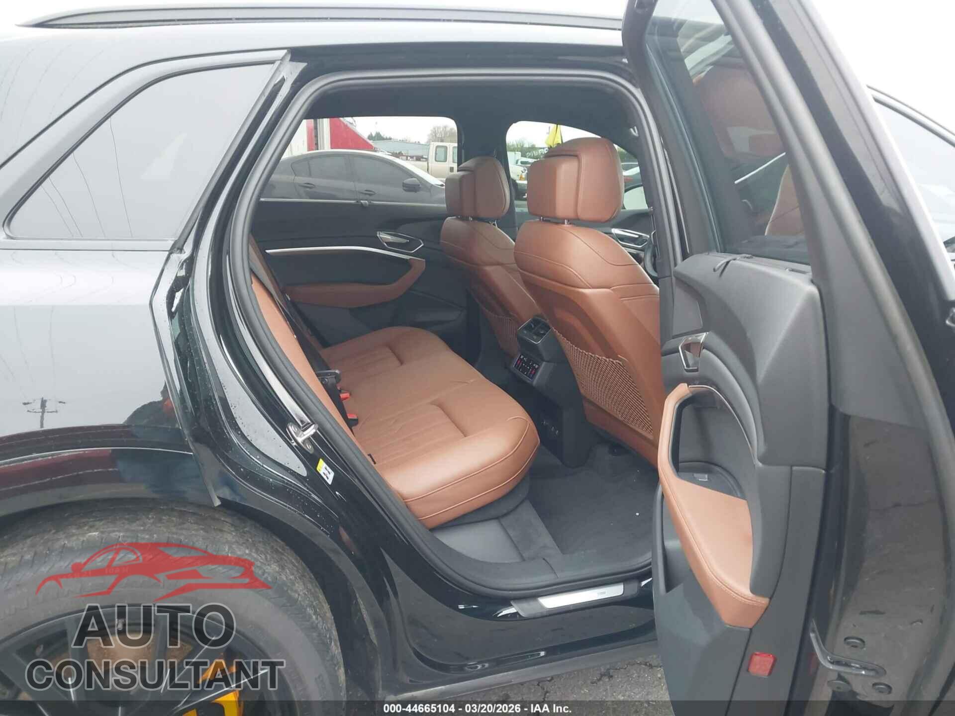 AUDI E-TRON 2022 - WA1VABGEXNB015255