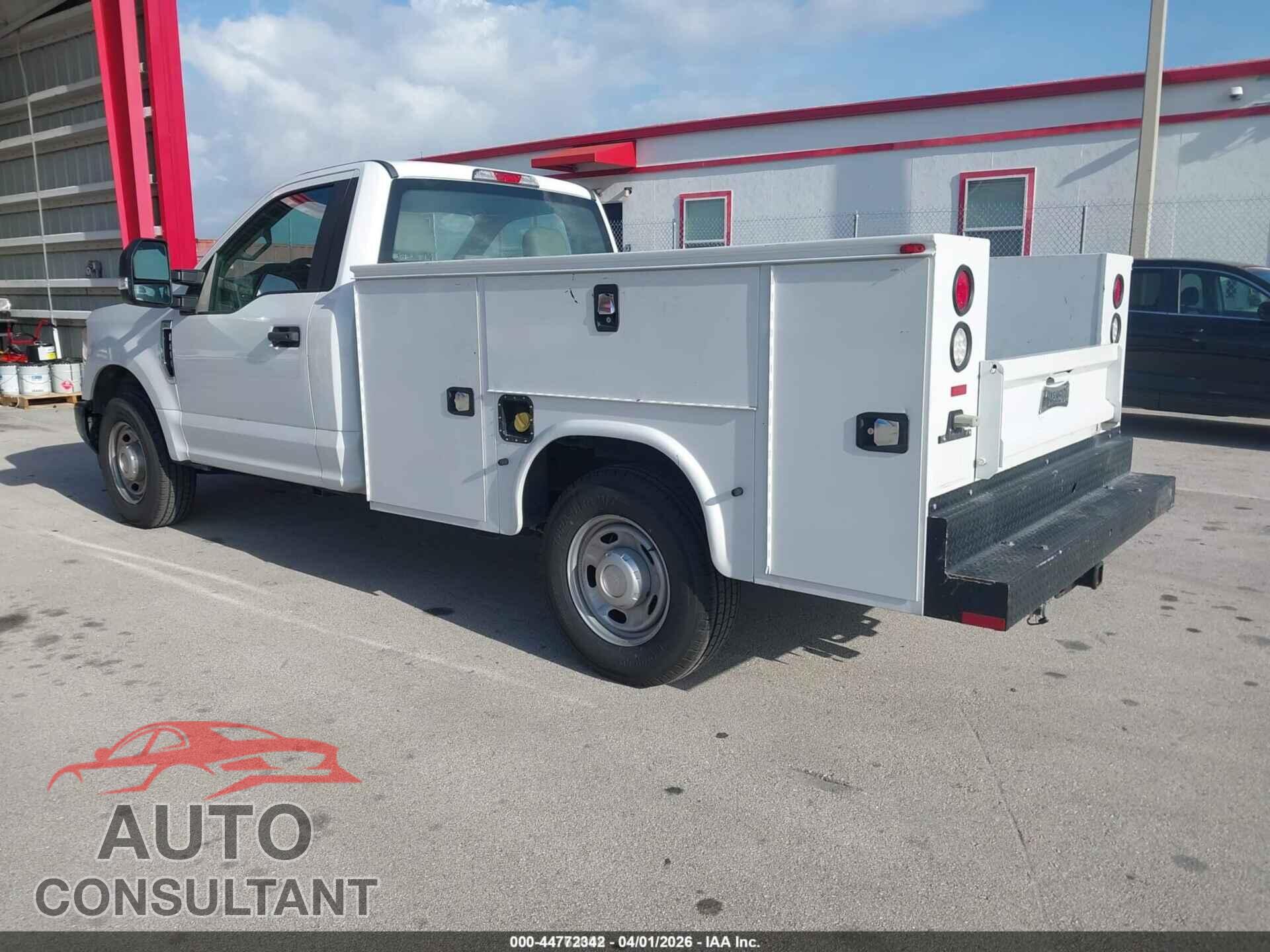 FORD F-250 2017 - 1FDBF2A68HED80933