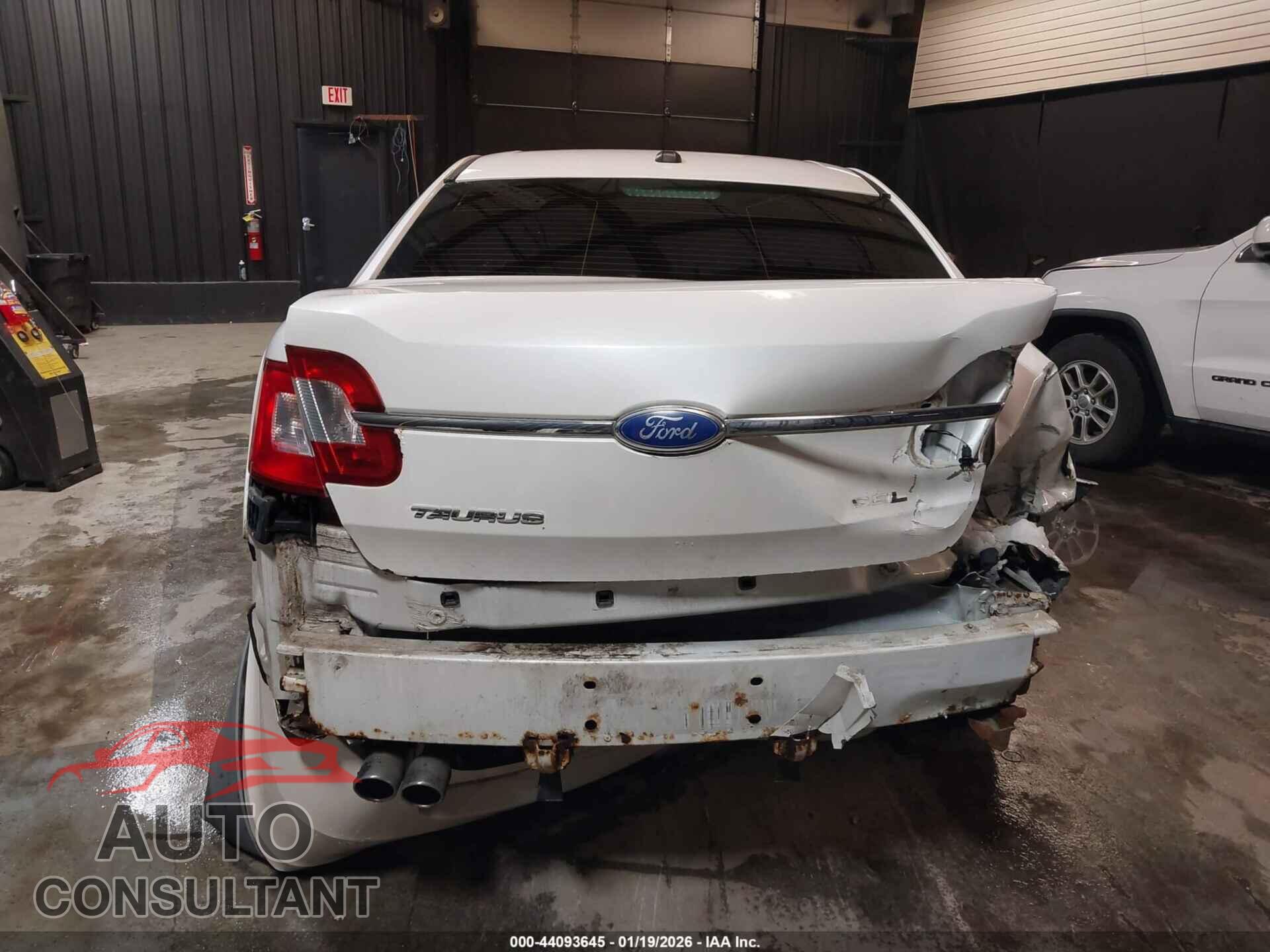 FORD TAURUS 2011 - 1FAHP2EW4BG166335
