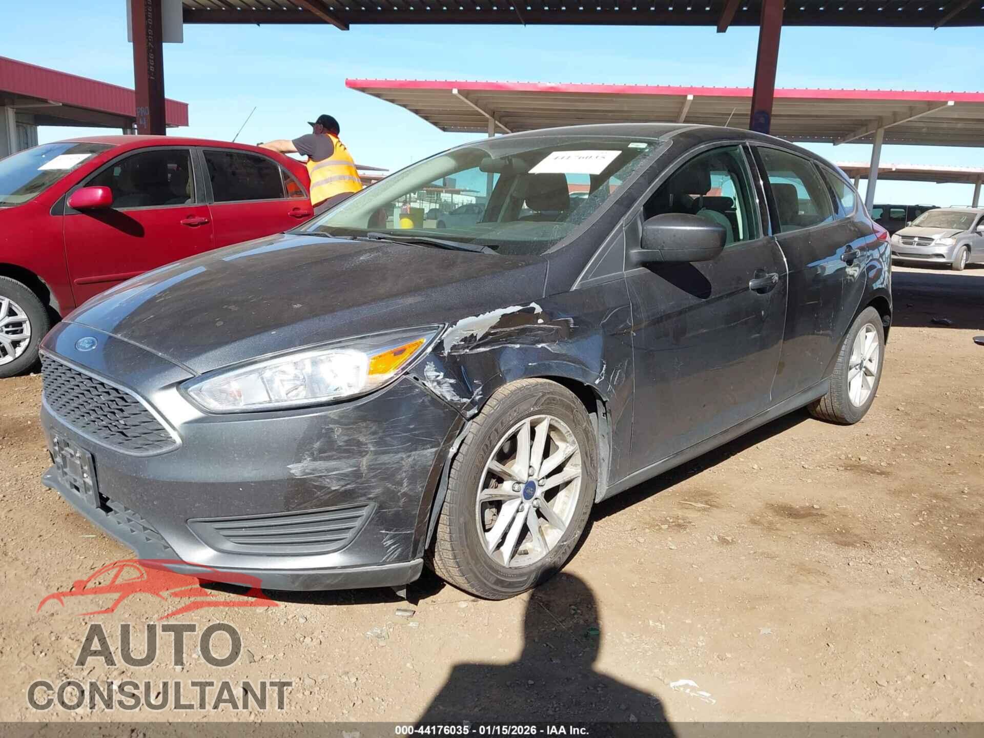 FORD FOCUS 2018 - 1FADP3K27JL284567