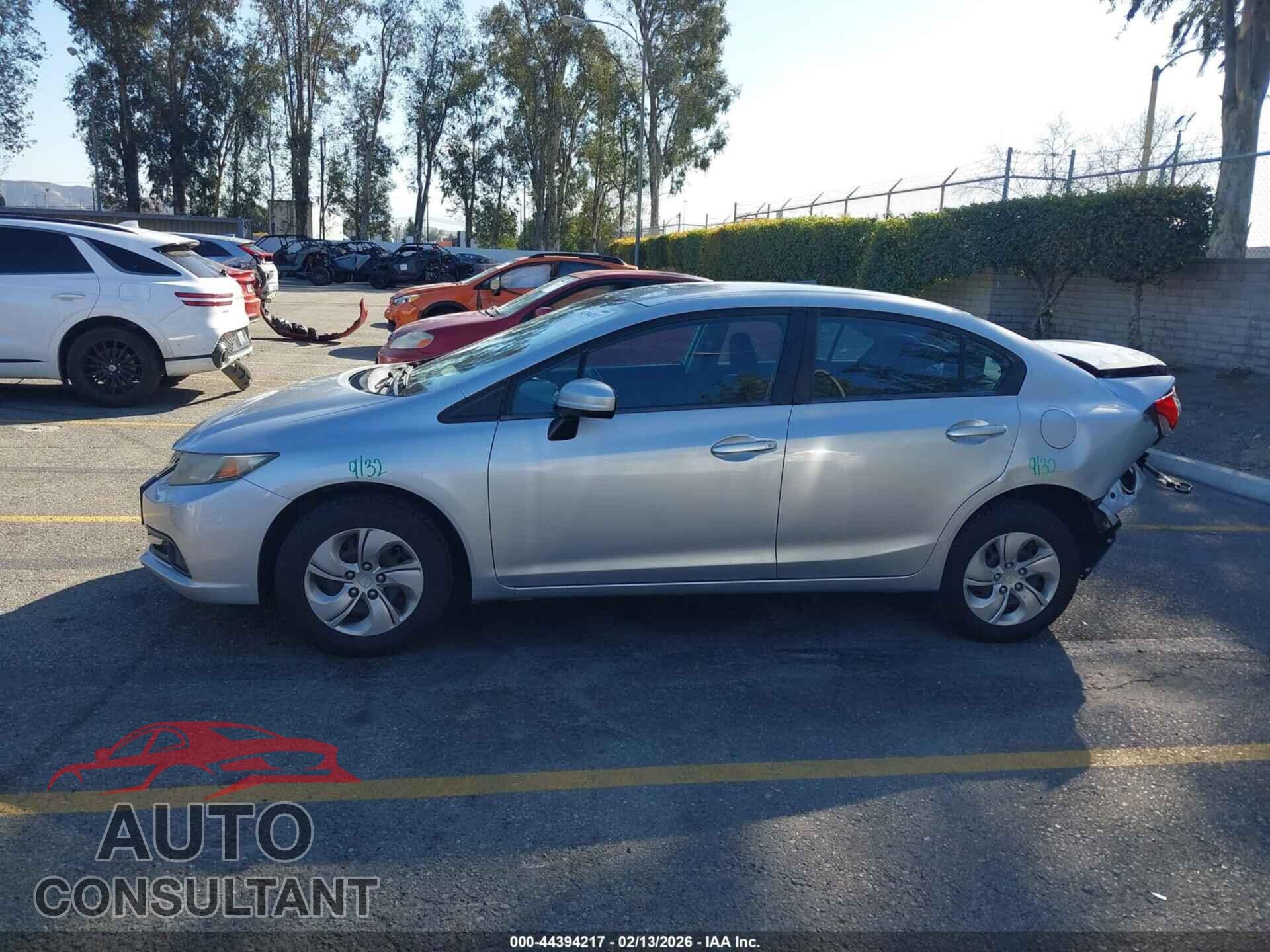 HONDA CIVIC 2014 - 19XFB2F52EE270042