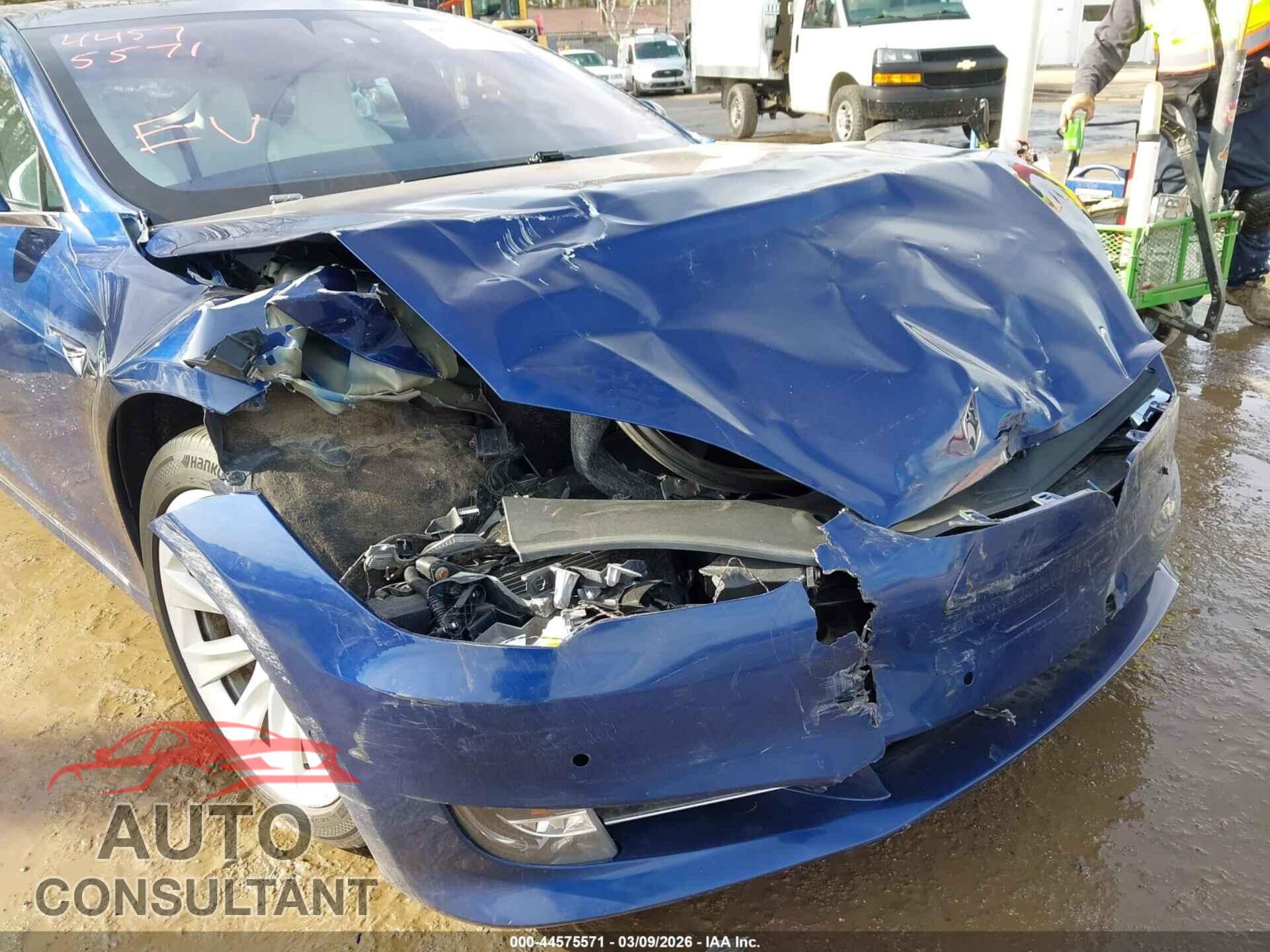 TESLA MODEL S 2017 - 5YJSA1E23HF219800