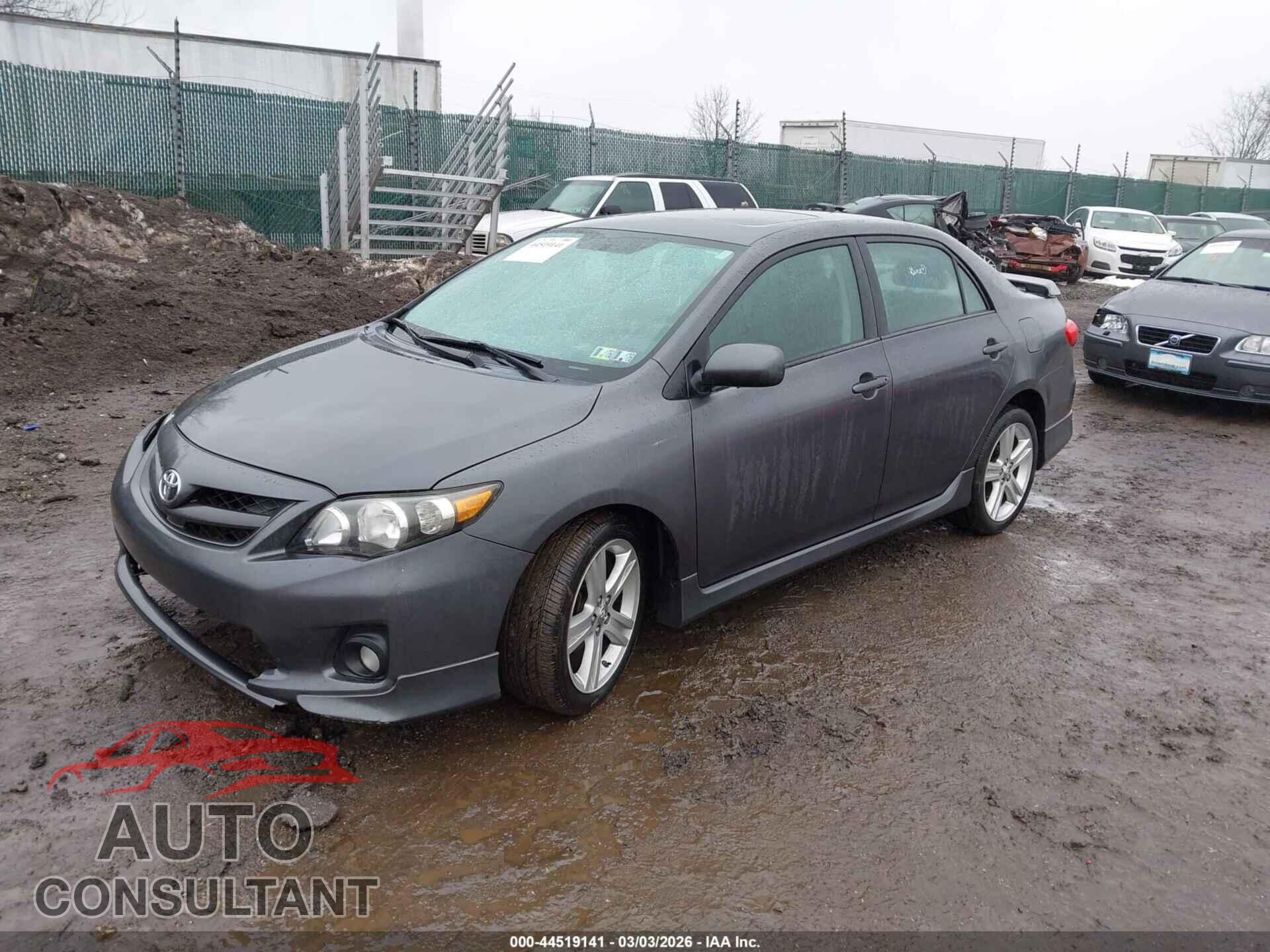 TOYOTA COROLLA 2013 - 2T1BU4EE1DC990564