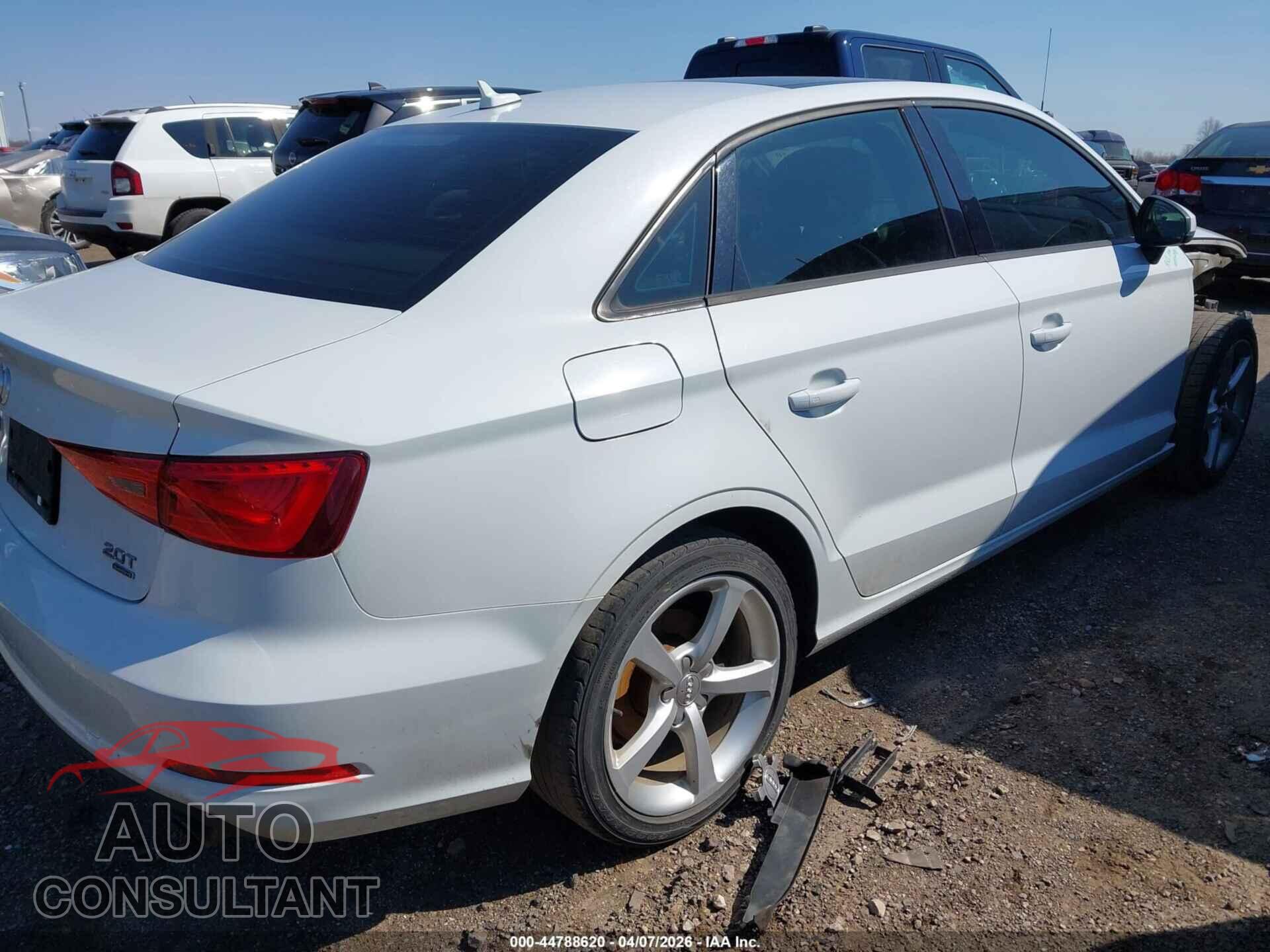 AUDI A3 2015 - WAUBFGFF4F1001857