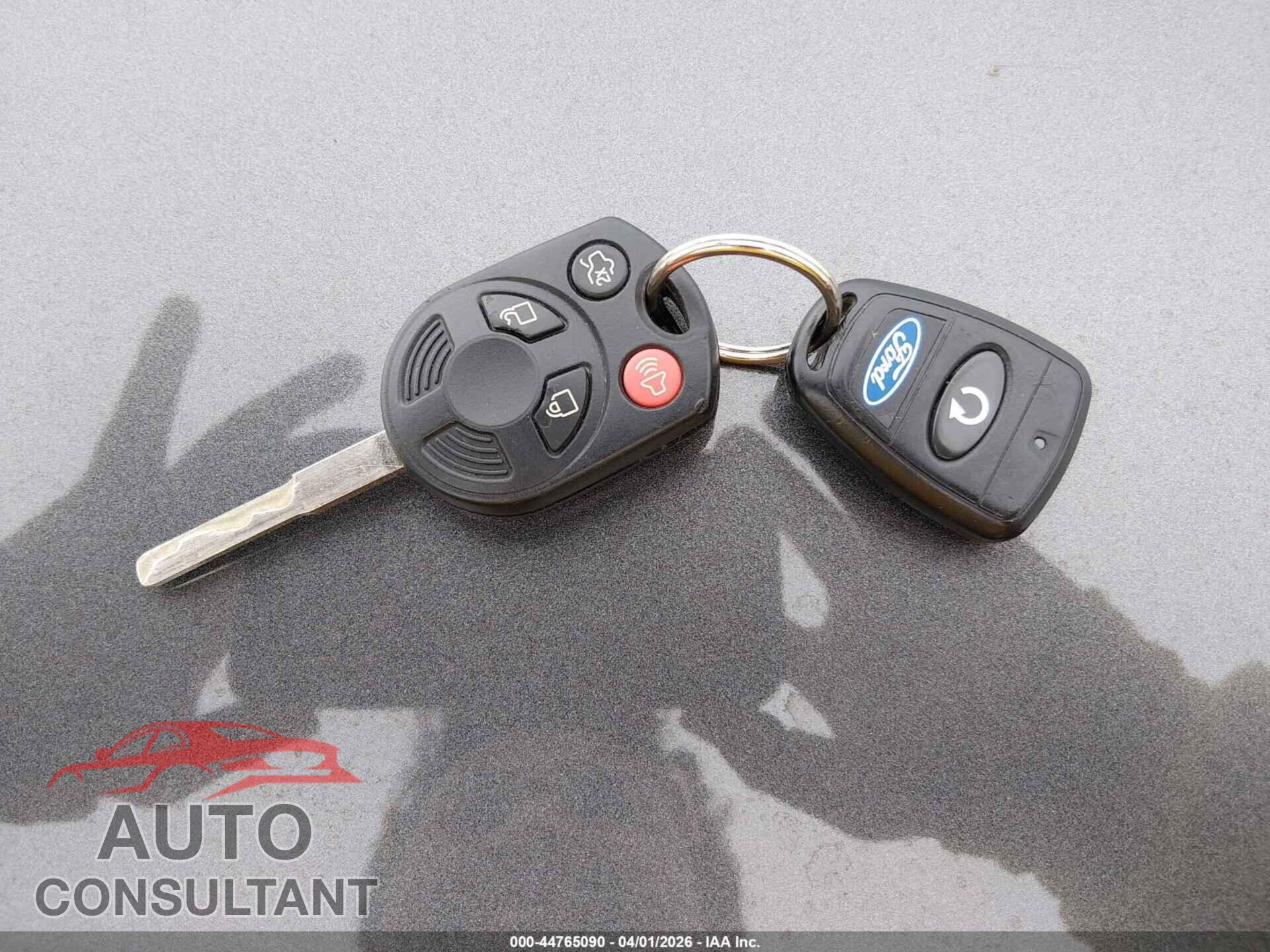 FORD FOCUS 2016 - 1FADP3F24GL405297