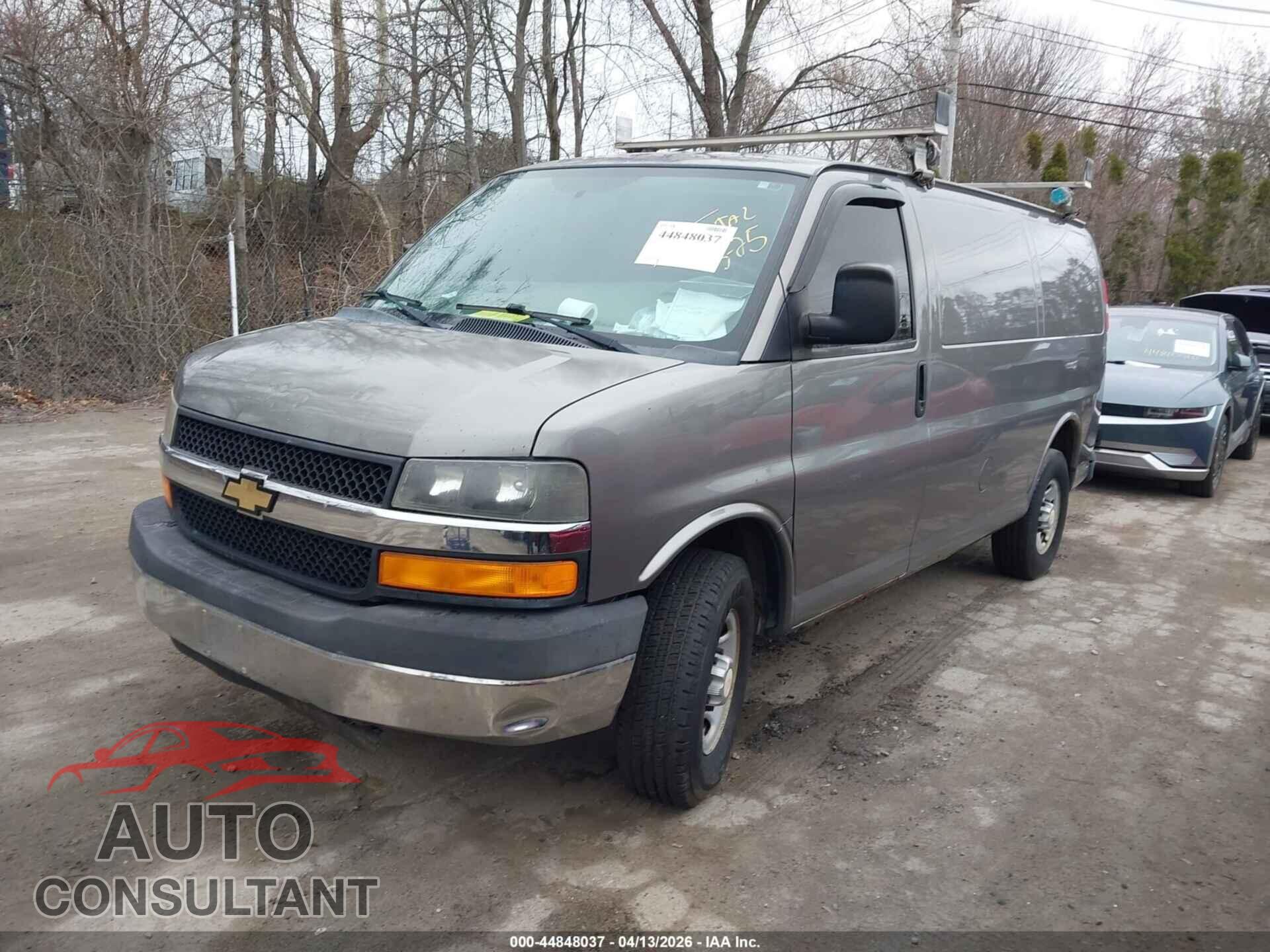 CHEVROLET EXPRESS 2500 2012 - 1GCWGFCA4C1151547