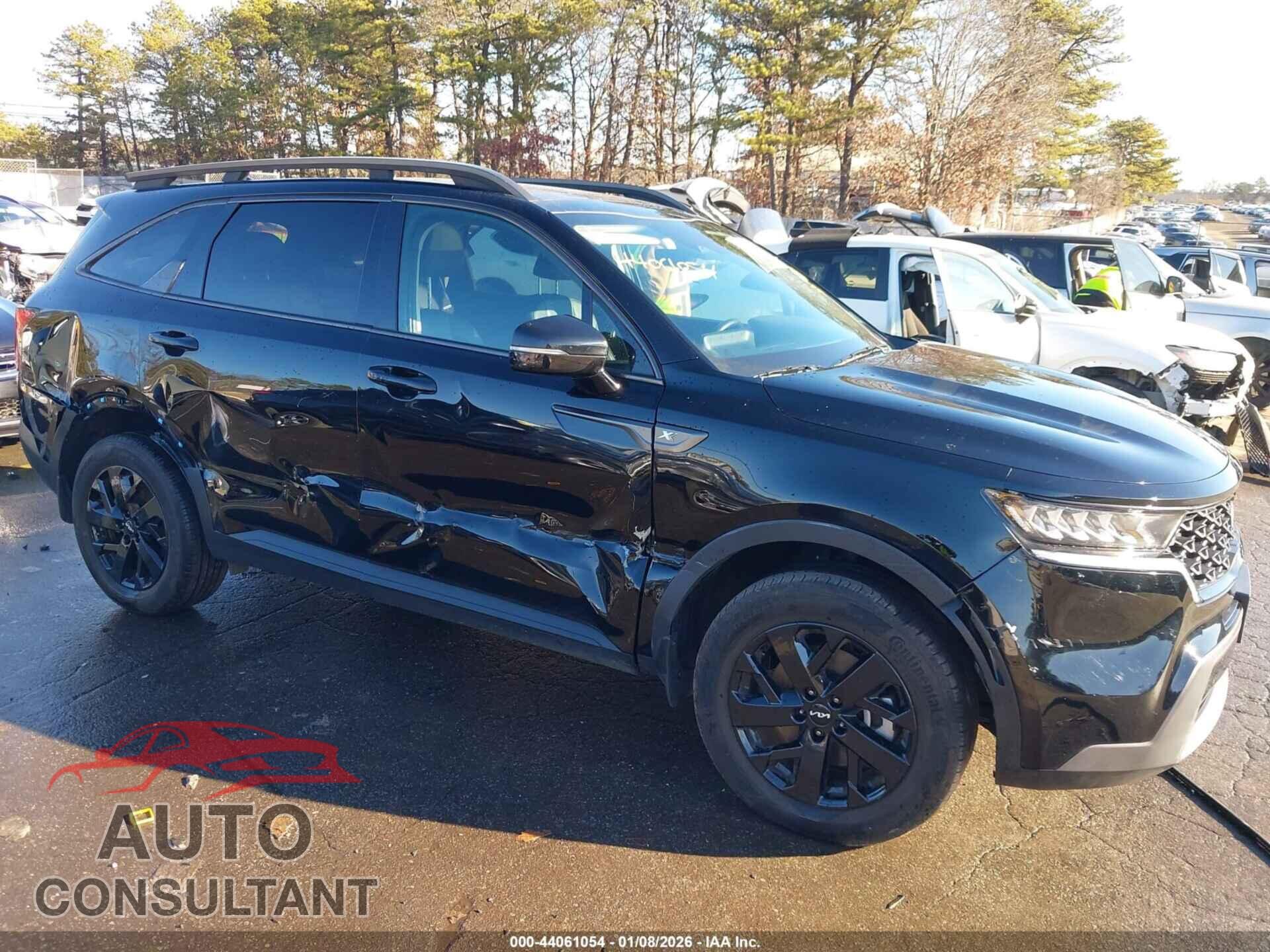 KIA SORENTO 2023 - 5XYRLDLC2PG234401