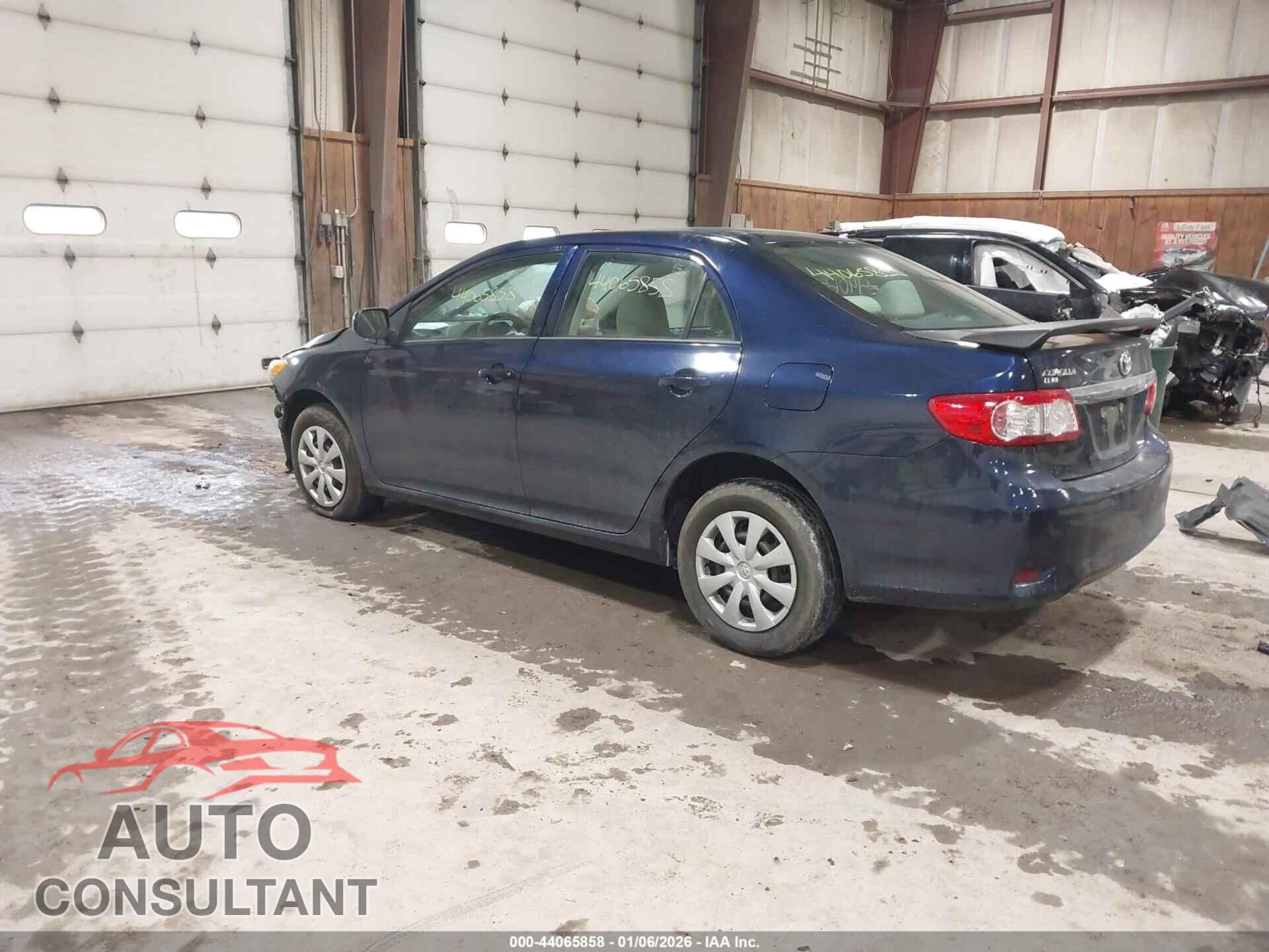 TOYOTA COROLLA 2013 - 2T1BU4EE4DC060951