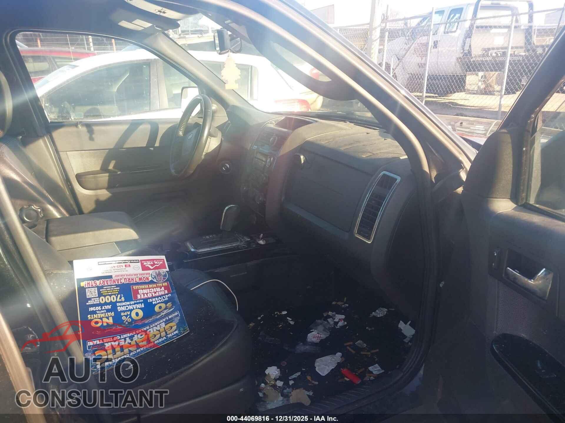 FORD ESCAPE 2011 - 1FMCU0EG4BKC42672