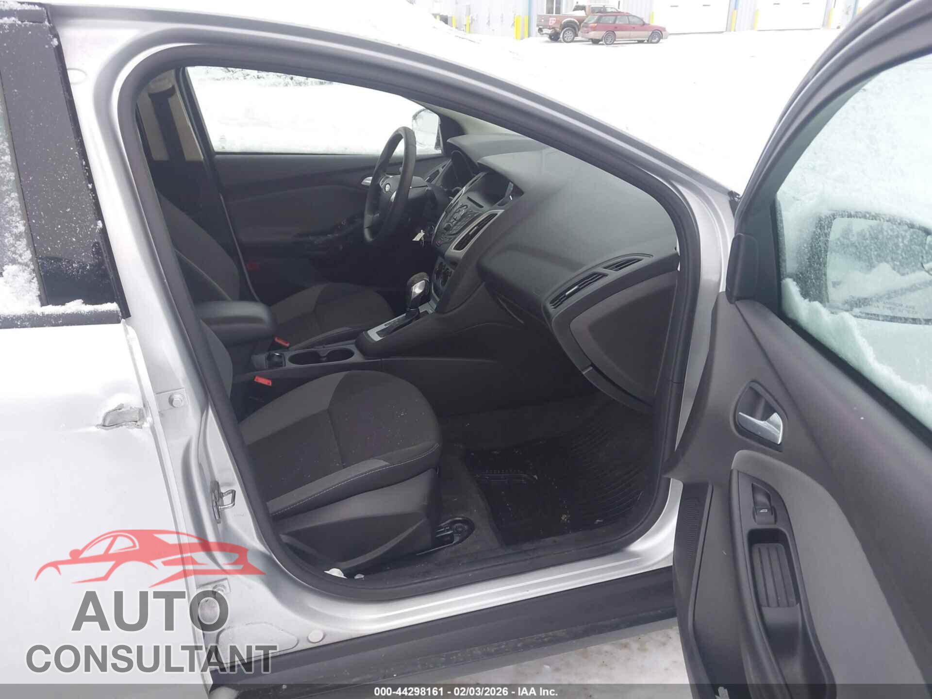 FORD FOCUS 2013 - 1FADP3F25DL372211