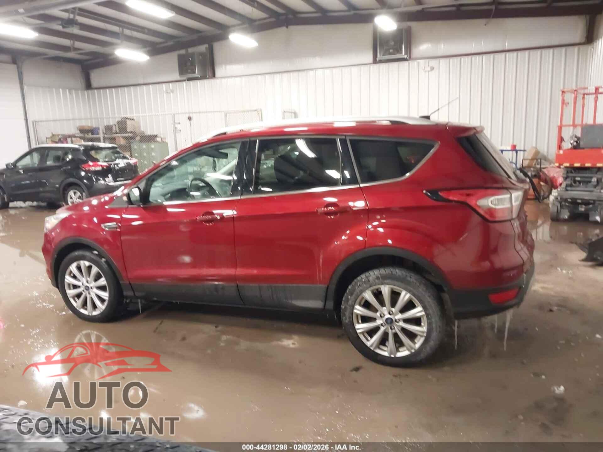 FORD ESCAPE 2017 - 1FMCU9JD8HUC21031