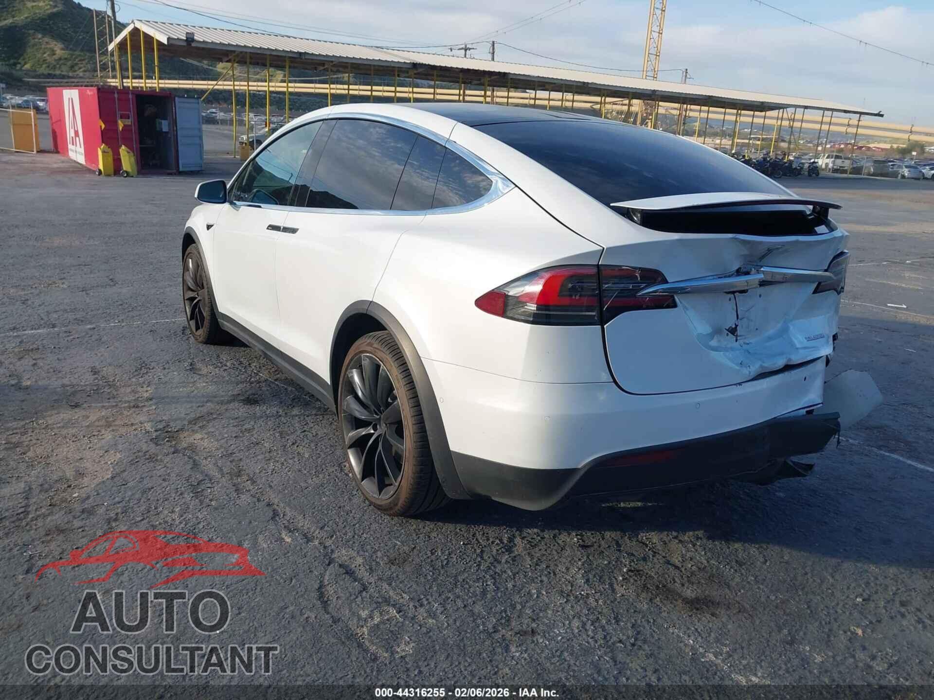 TESLA MODEL X 2020 - 5YJXCAE44LF279403