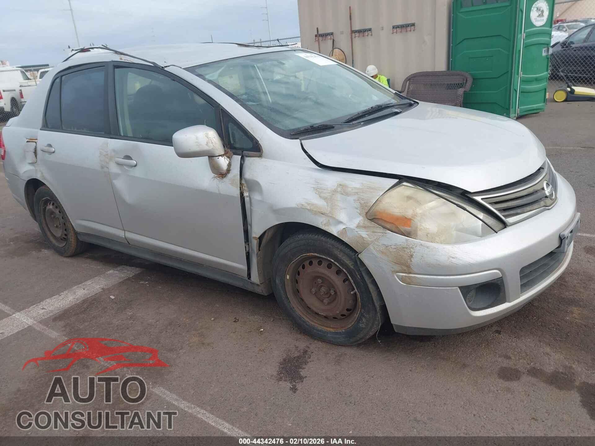 NISSAN VERSA 2011 - 3N1BC1AP1BL451304