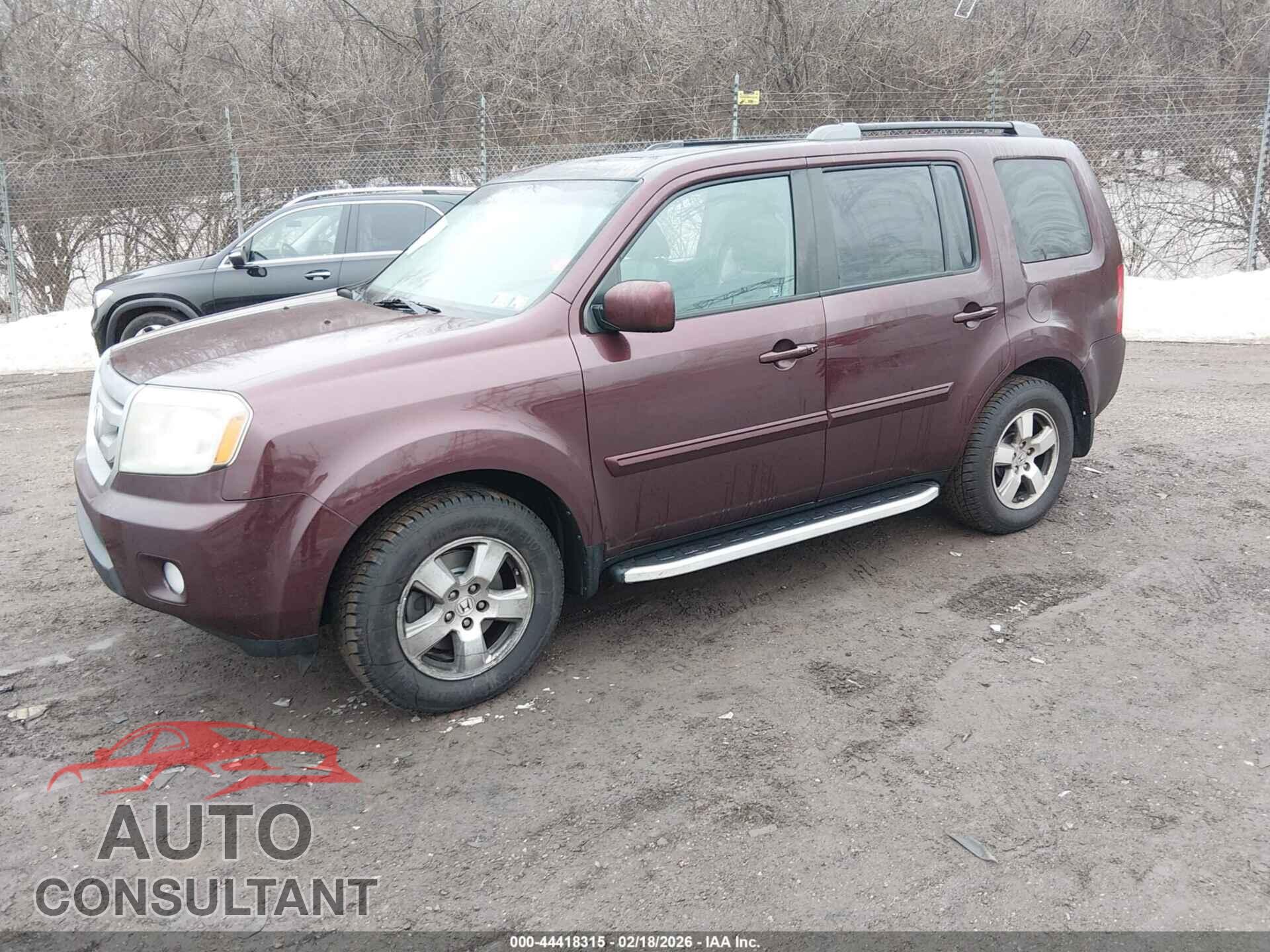 HONDA PILOT 2011 - 5FNYF4H5XBB062728