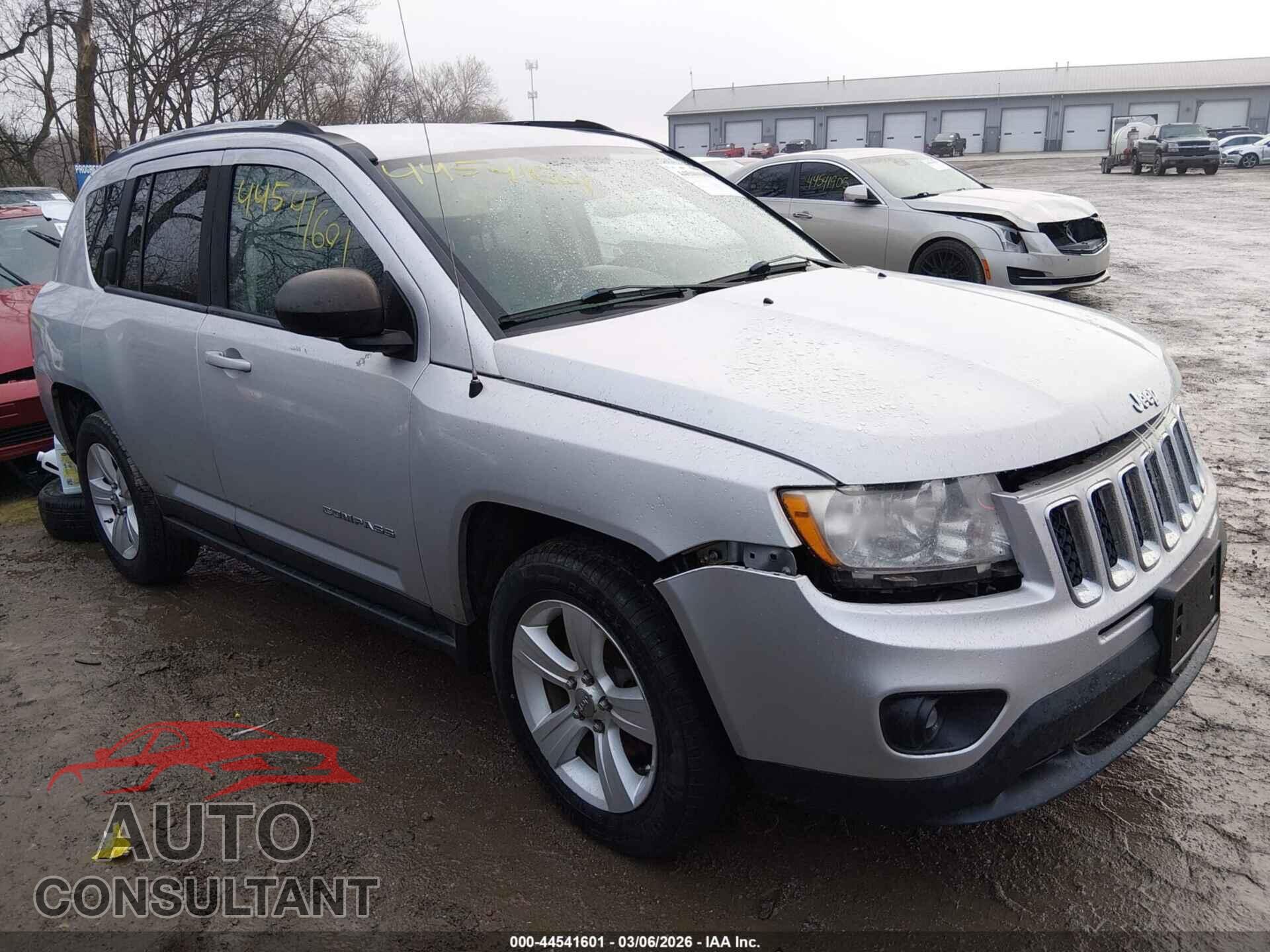 JEEP COMPASS 2011 - 1J4NT1FA9BD138564