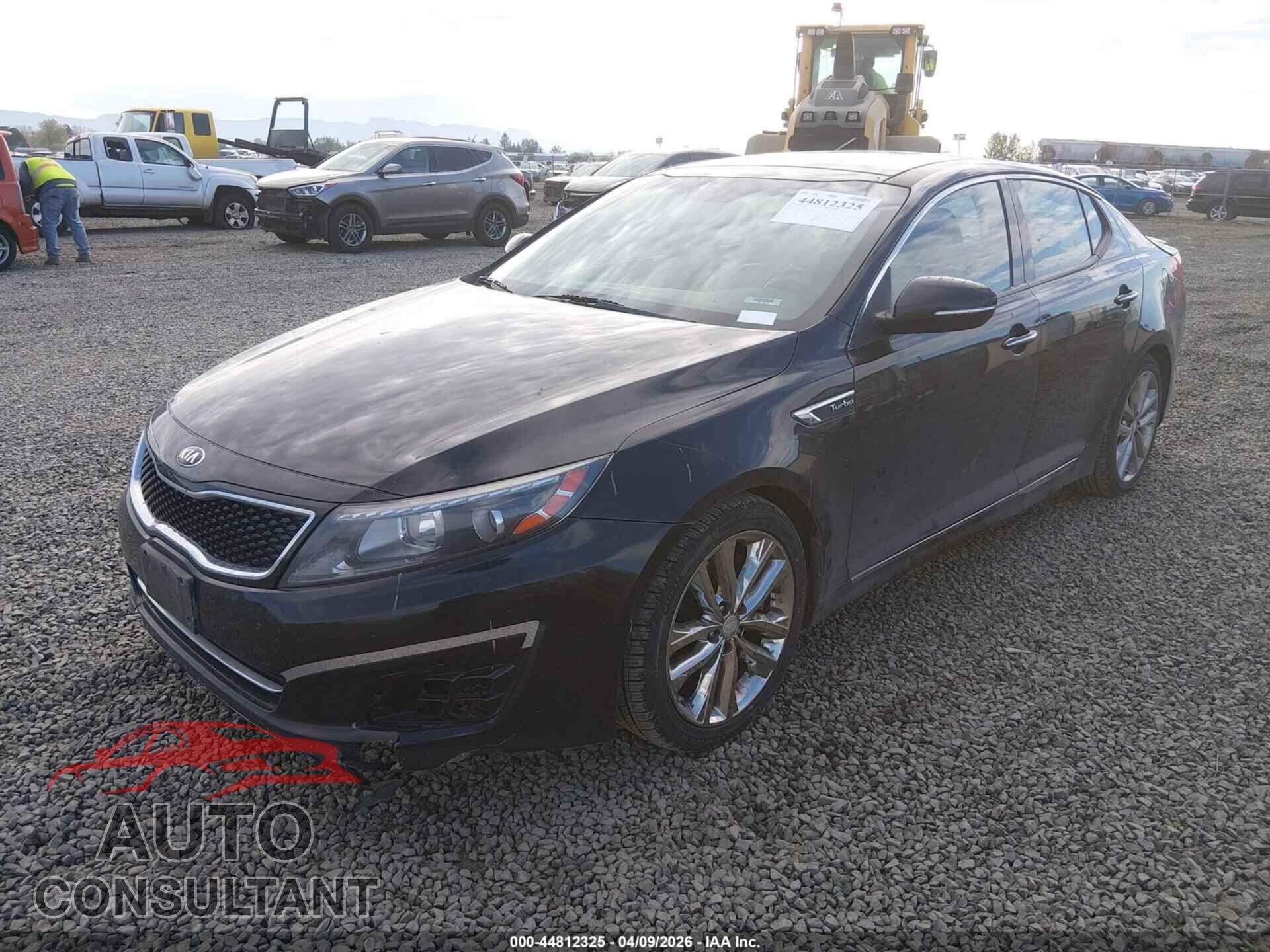 KIA OPTIMA 2015 - 5XXGR4A66FG390074