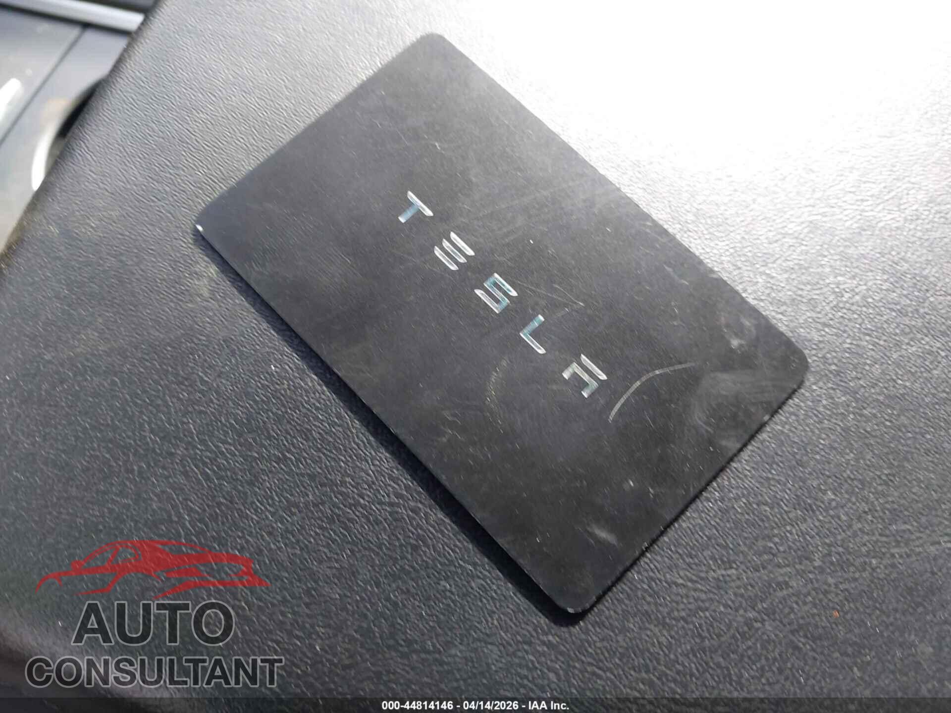 TESLA MODEL 3 2022 - 5YJ3E1EB5NF299749
