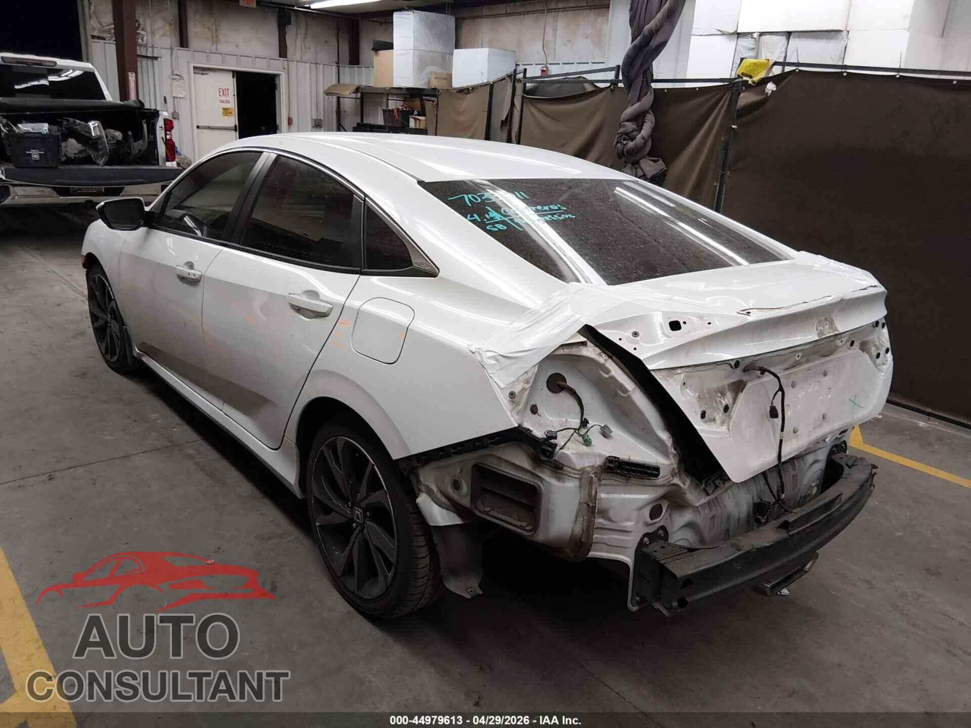 HONDA CIVIC 2019 - 2HGFC2F85KH603018