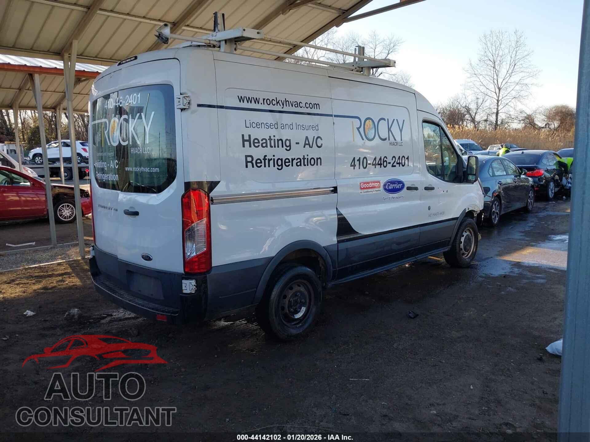 FORD TRANSIT-250 2015 - 1FTYR1CM2FKB22546