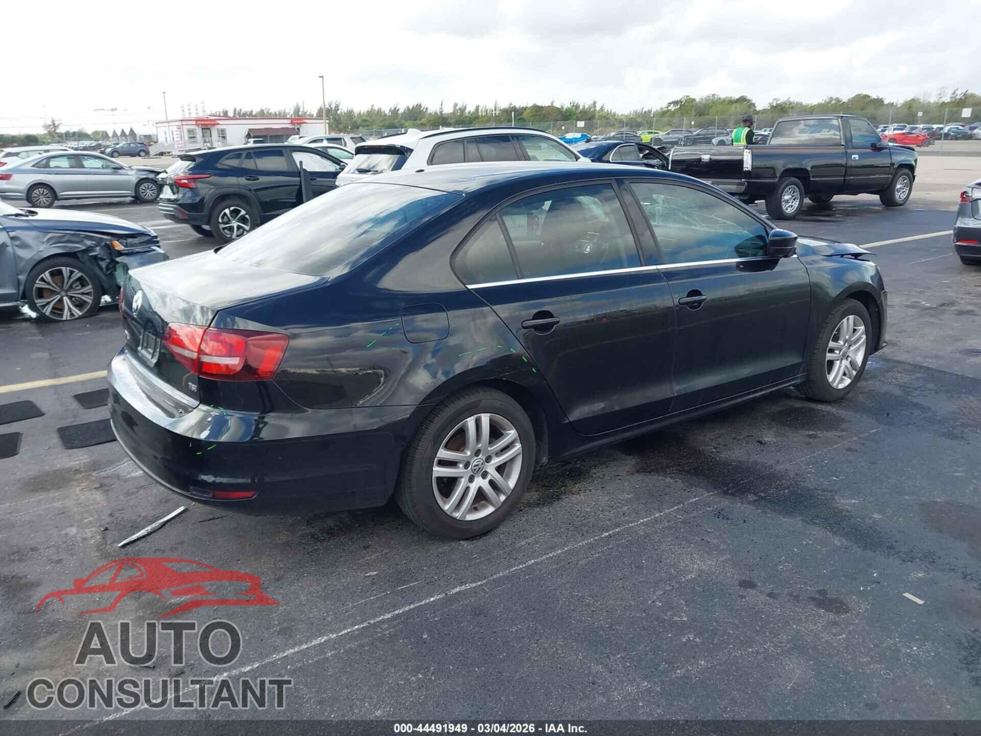 VOLKSWAGEN JETTA 2017 - 3VW2B7AJ8HM329876