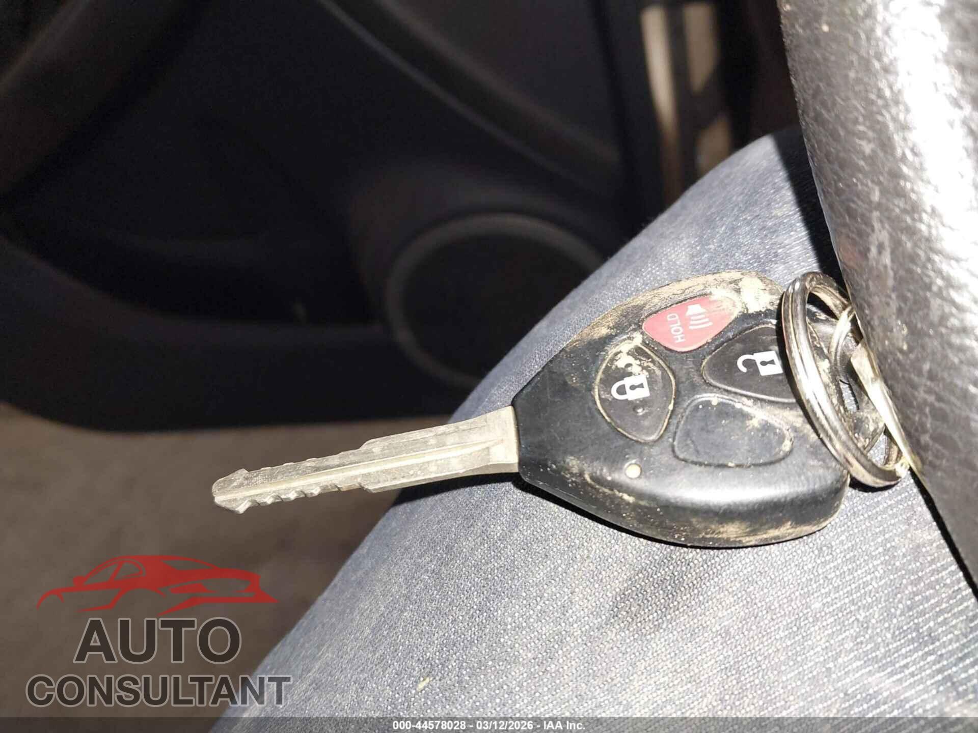 TOYOTA RAV4 2012 - 2T3BF4DV4CW183133